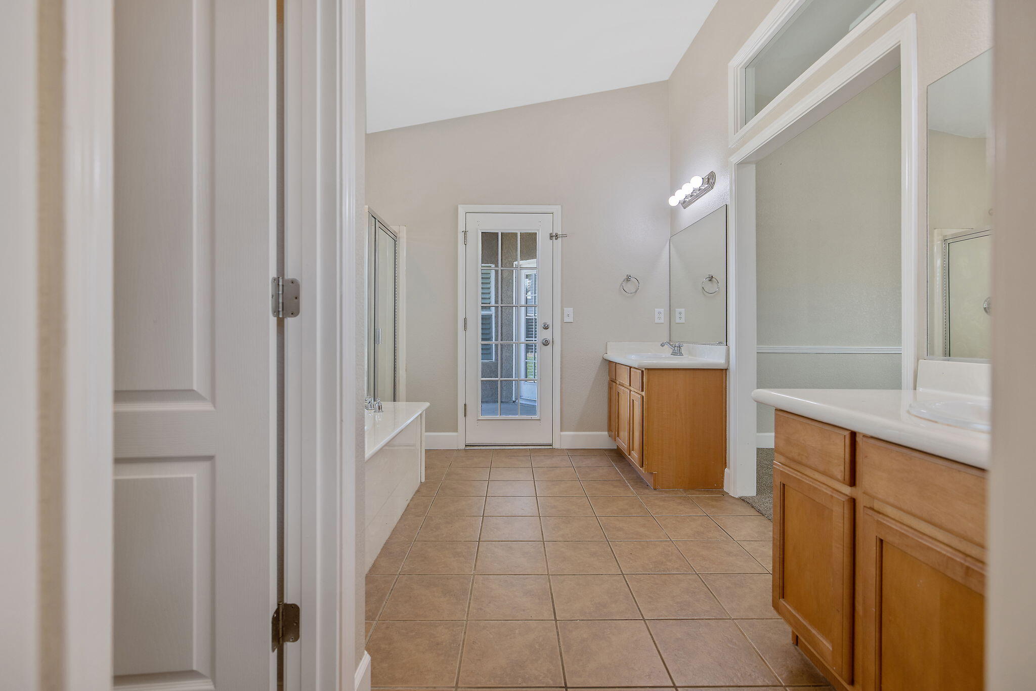 5048 W Wren Ave, Visalia, CA 93291
