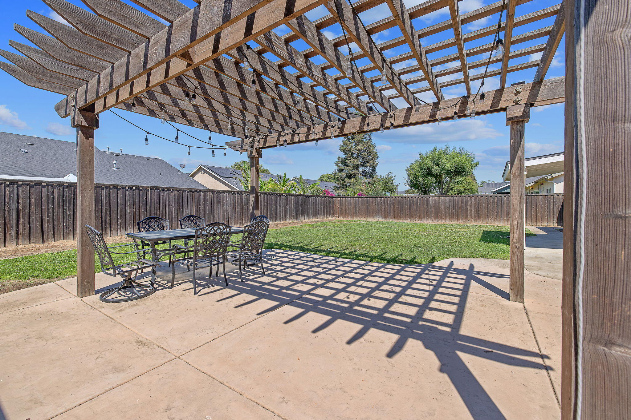 5048 W Wren Ave, Visalia, CA 93291