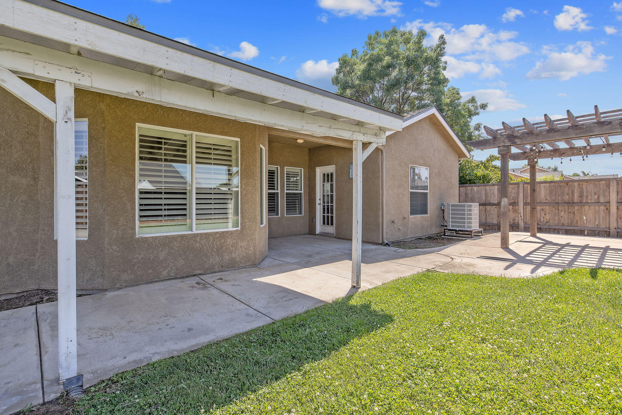 5048 W Wren Ave, Visalia, CA 93291