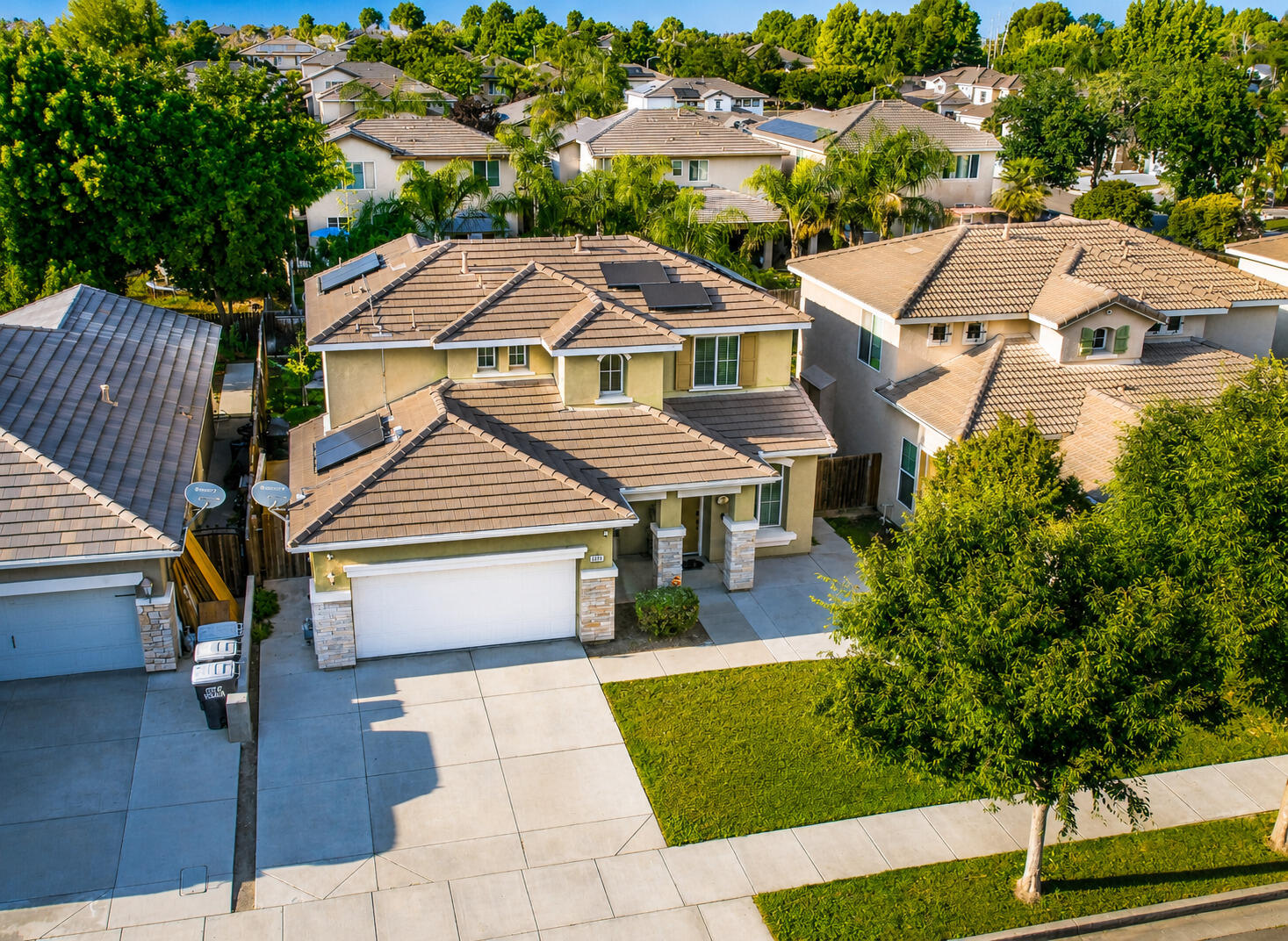 2954 W Delta Ave, Visalia, CA 93291