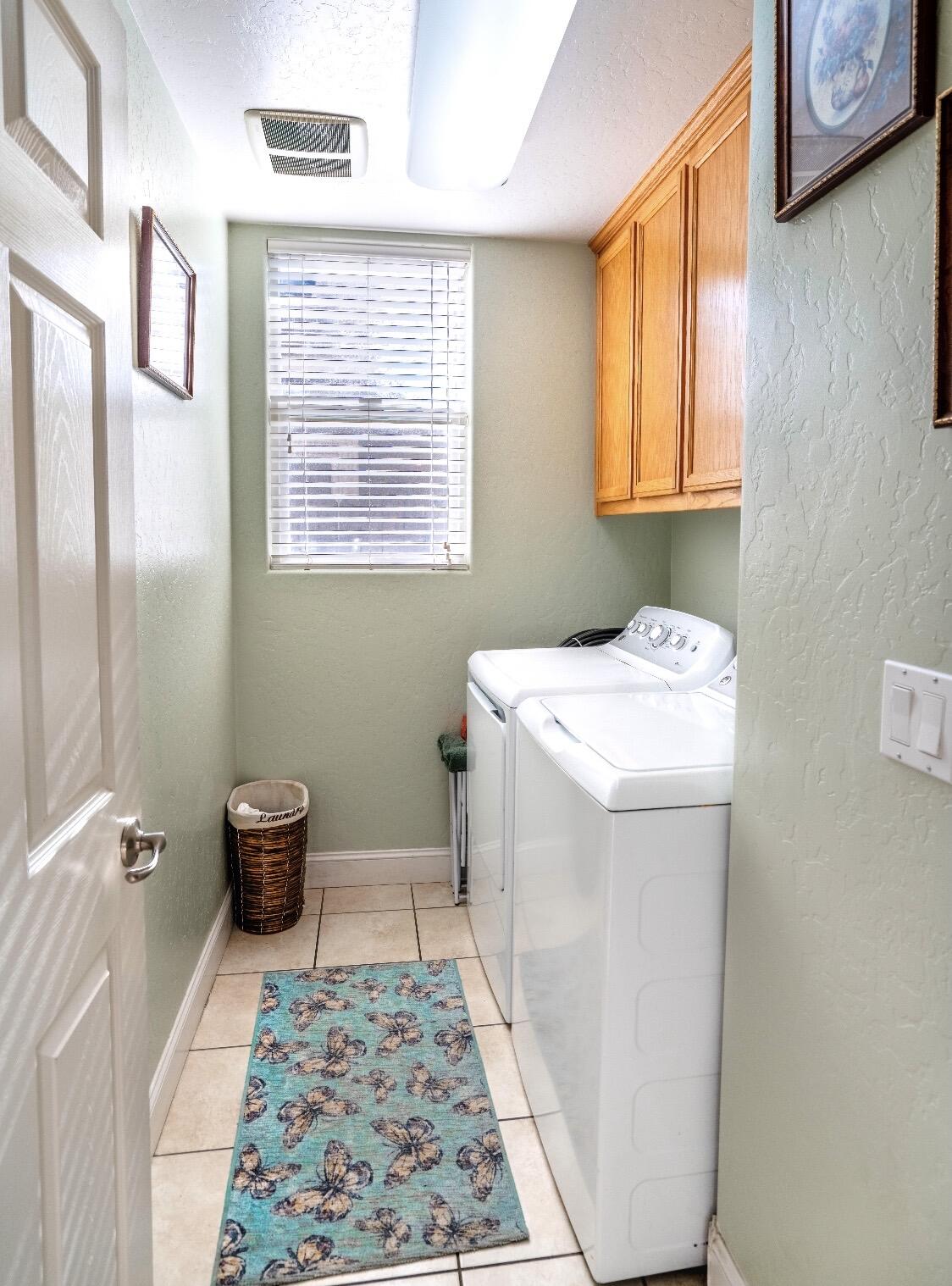 2954 W Delta Ave, Visalia, CA 93291