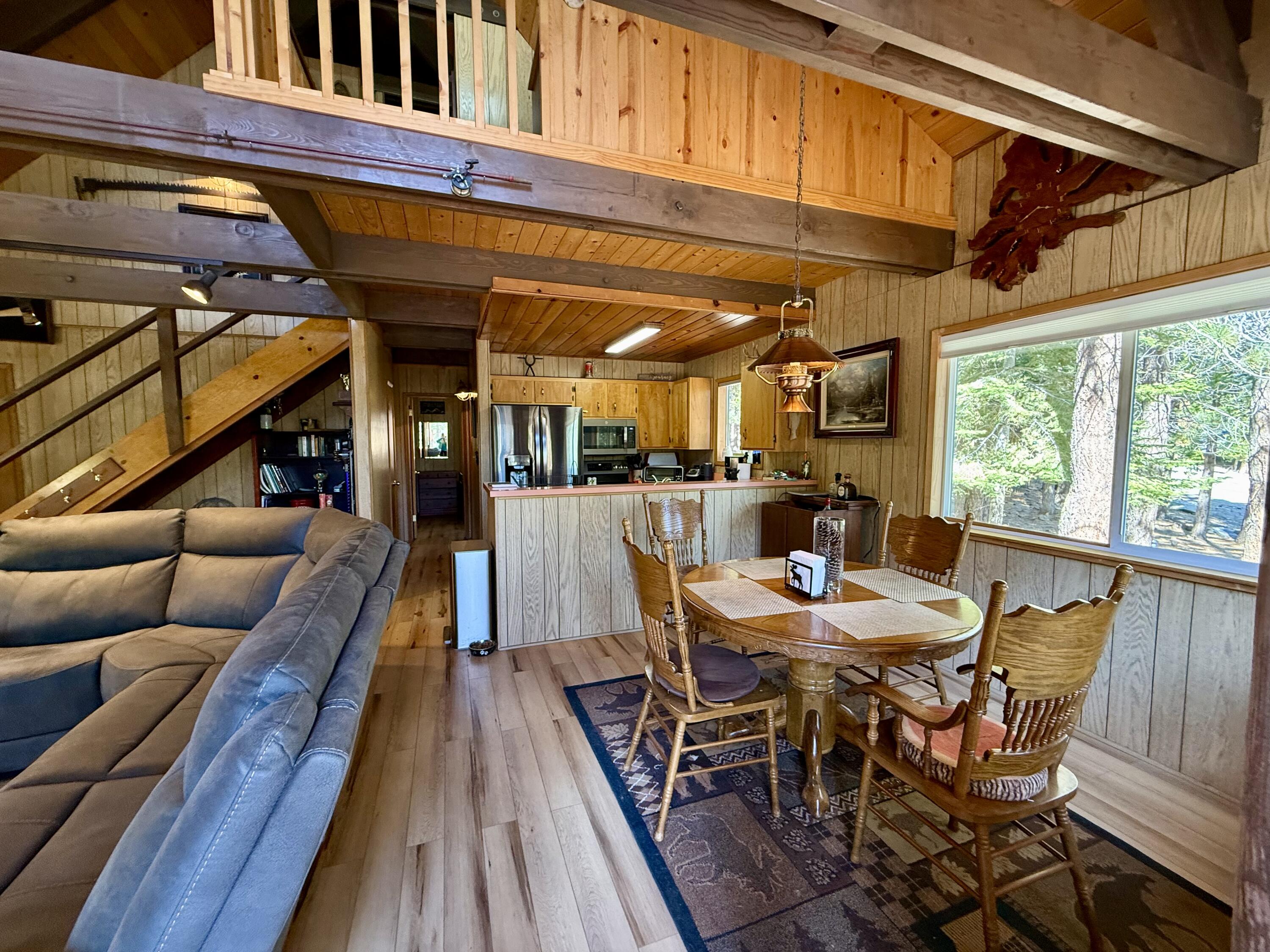 57603 Crest Drive, Springville, CA 93265