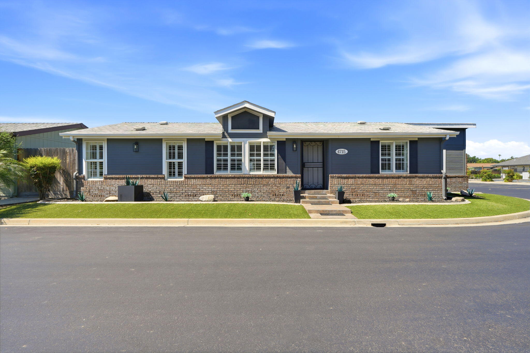 4715 S Verde Vista St, Visalia, CA 93277