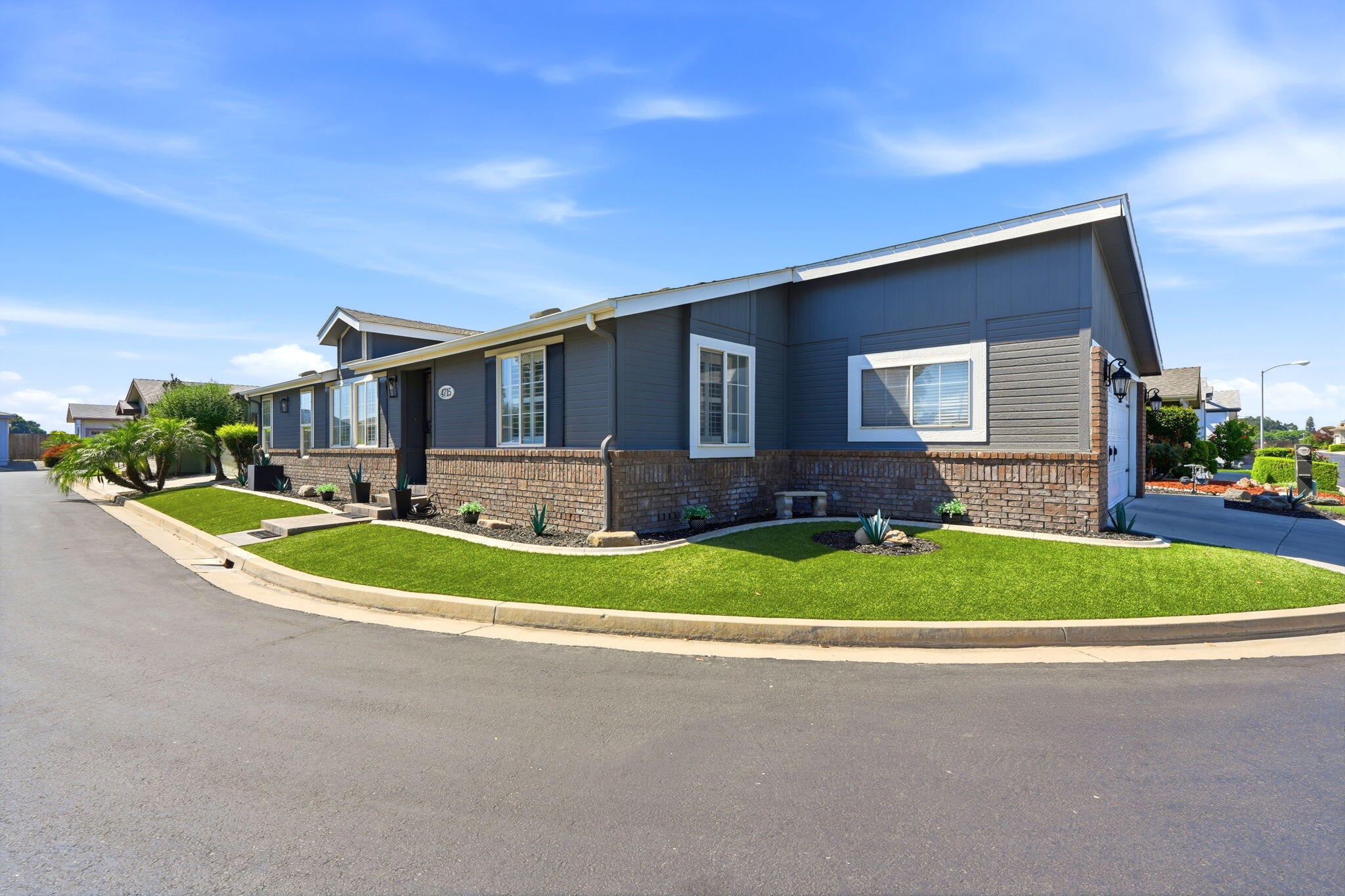 4715 S Verde Vista St, Visalia, CA 93277