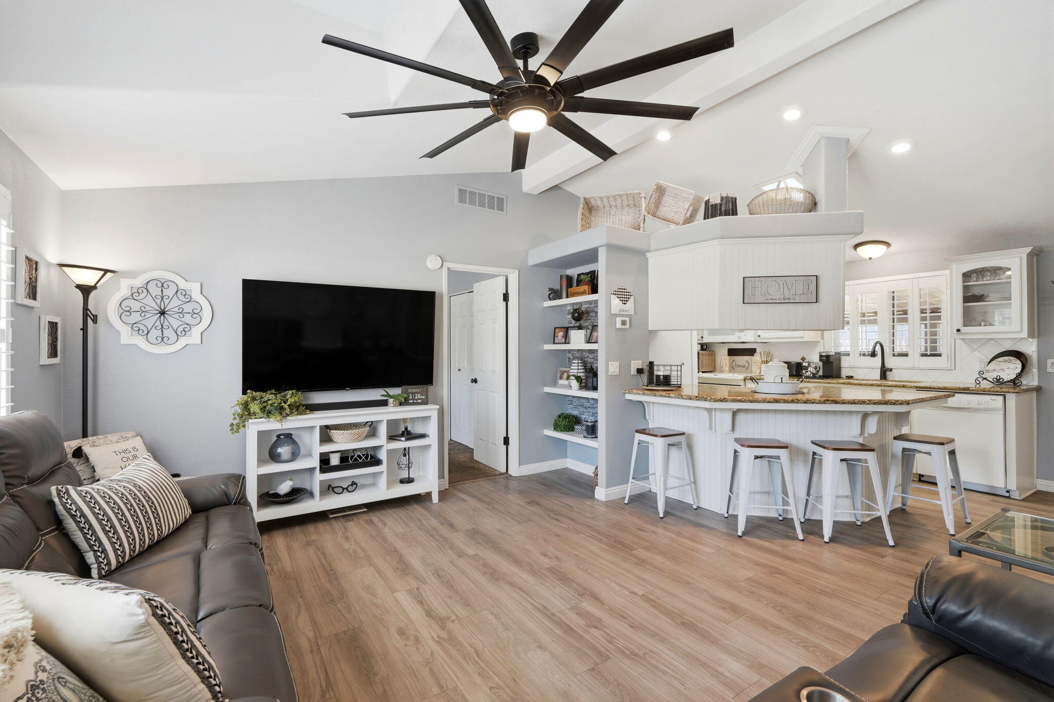 4715 S Verde Vista St, Visalia, CA 93277