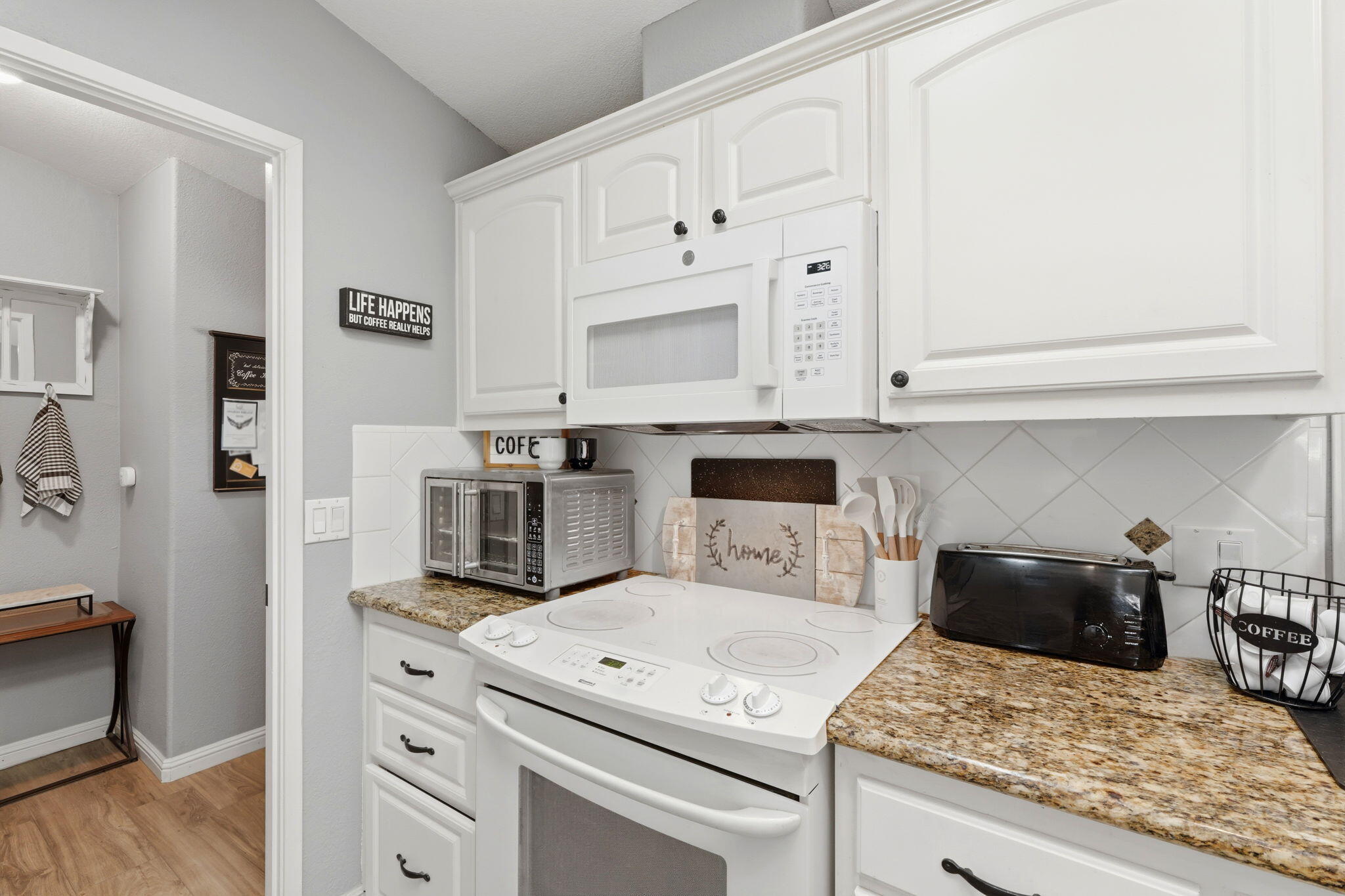 4715 S Verde Vista St, Visalia, CA 93277