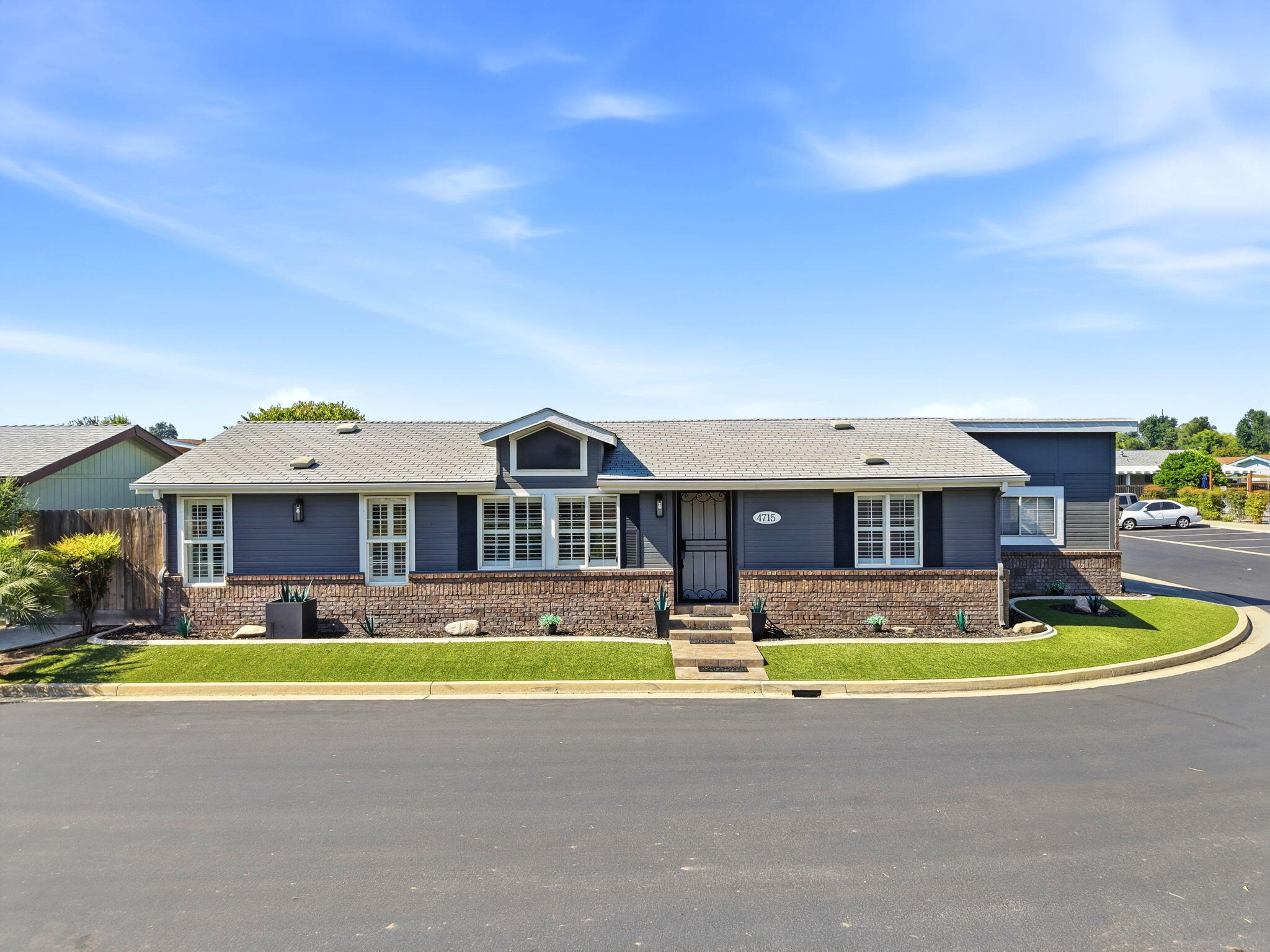 4715 S Verde Vista St, Visalia, CA 93277