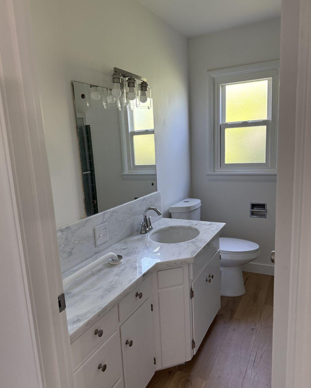 18 N Byron Dr, Lemoore, CA 93245