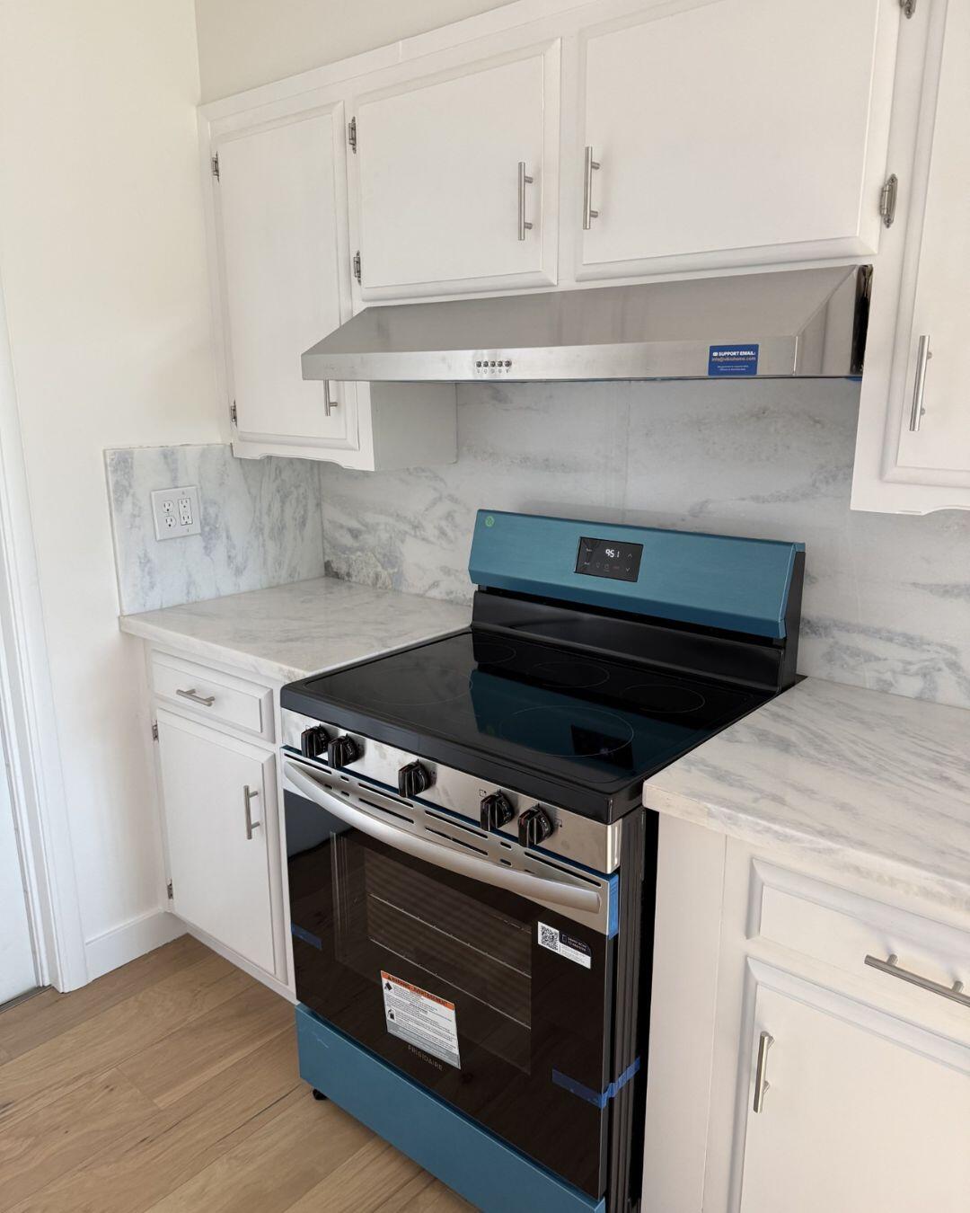 18 N Byron Dr, Lemoore, CA 93245