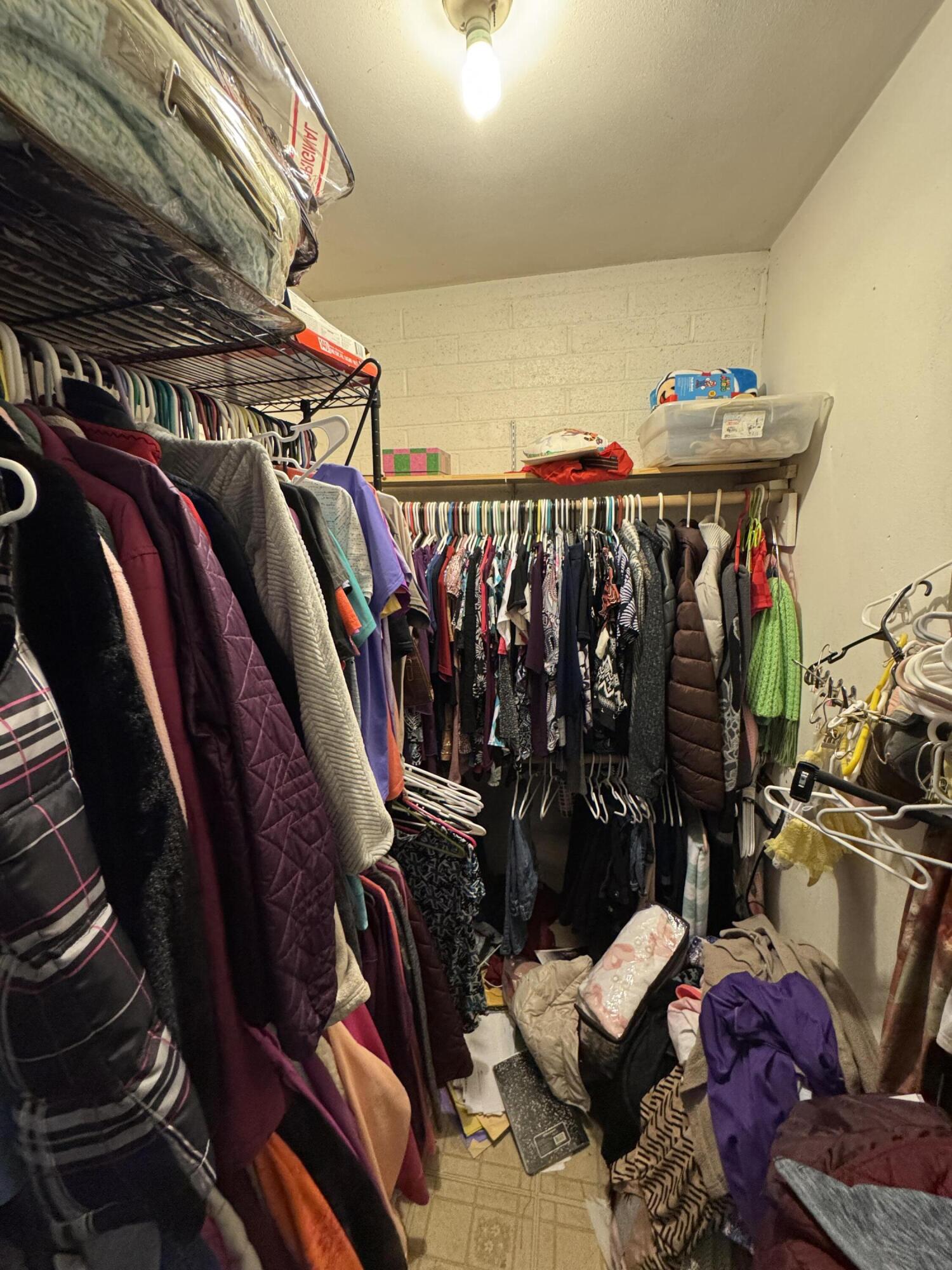 704 N Floral St, Visalia, CA 93291
