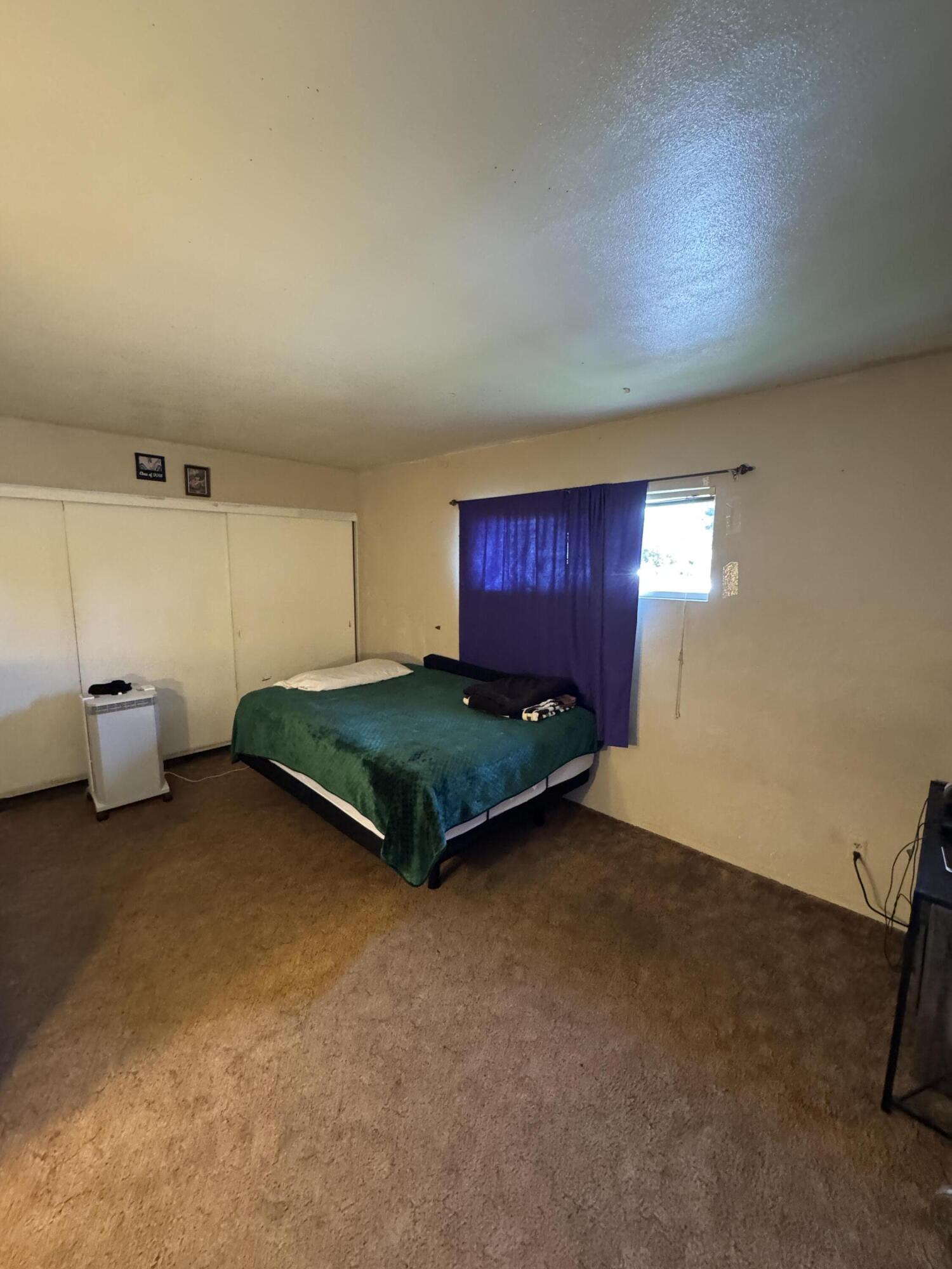704 N Floral St, Visalia, CA 93291