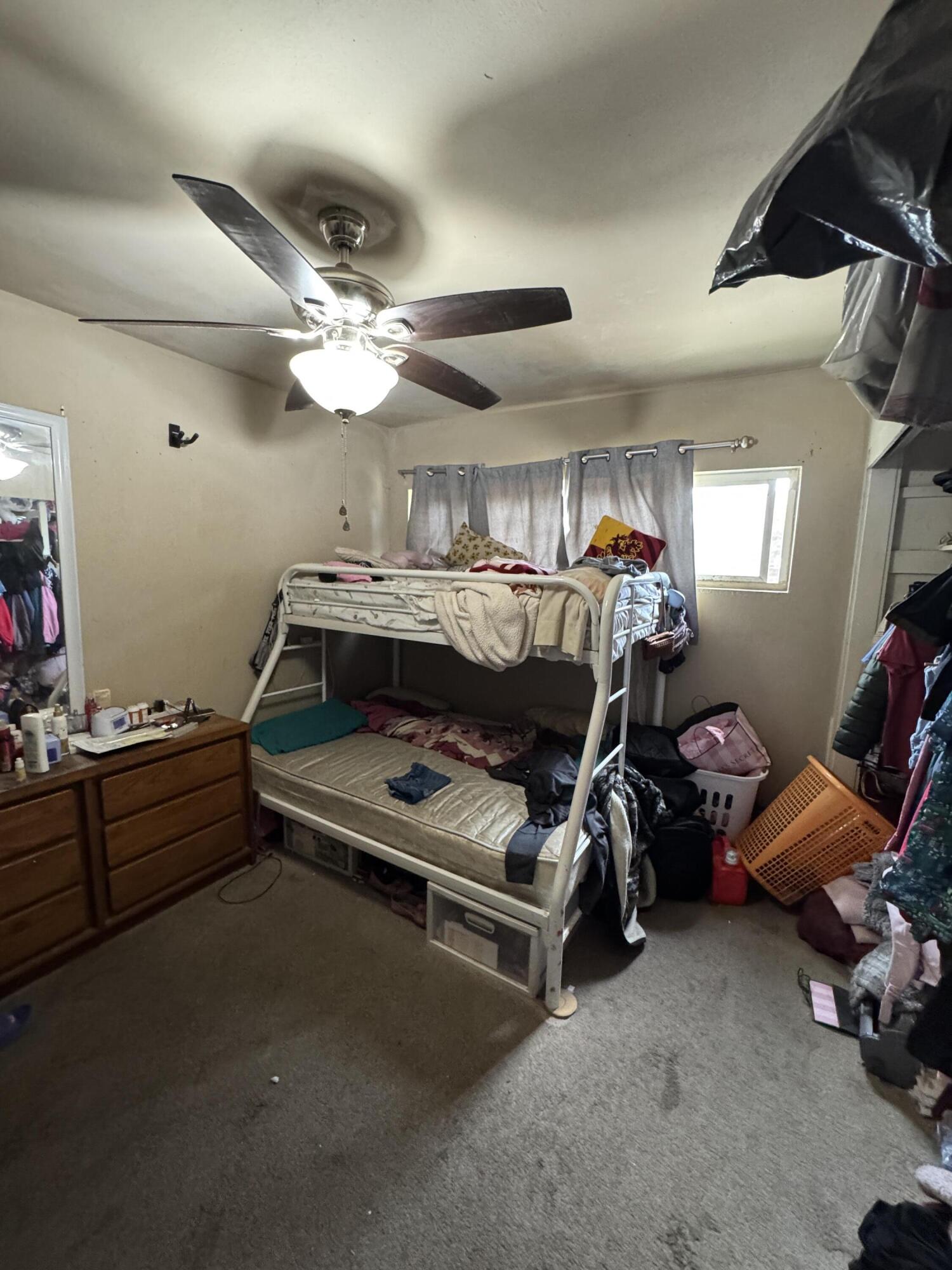 704 N Floral St, Visalia, CA 93291