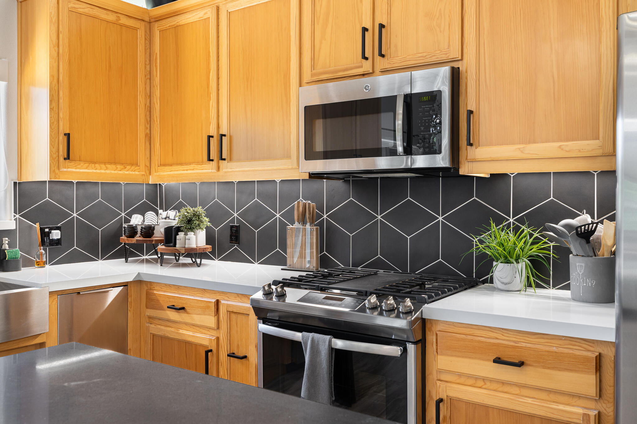 39928 Yellow Lupin Ln, Shaver Lake, CA 93664