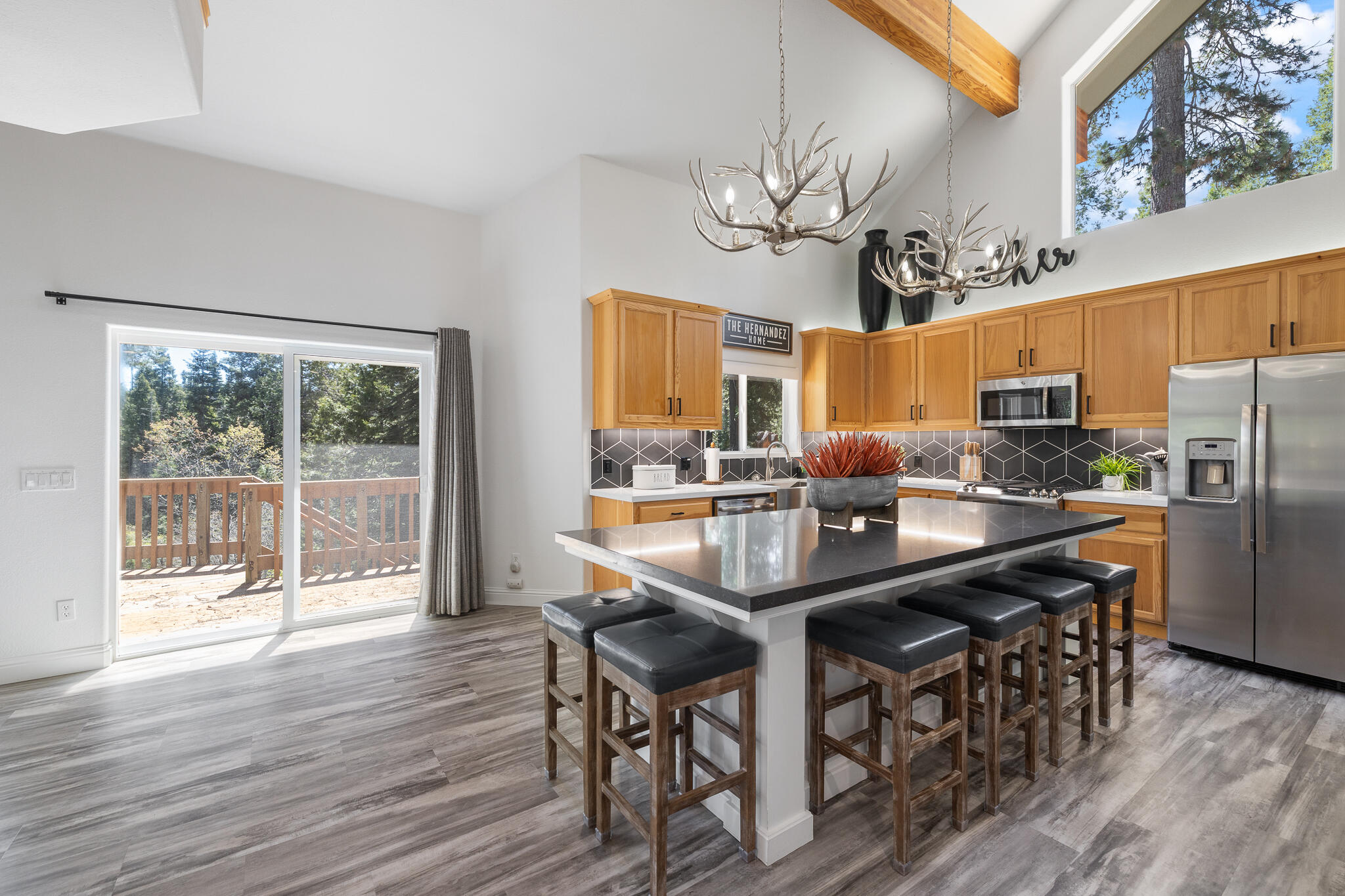 39928 Yellow Lupin Ln, Shaver Lake, CA 93664