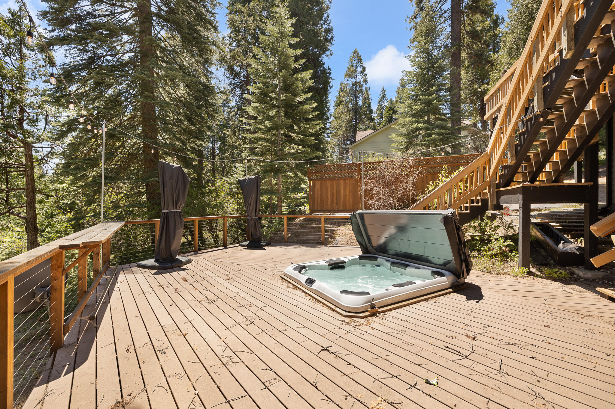 39928 Yellow Lupin Ln, Shaver Lake, CA 93664
