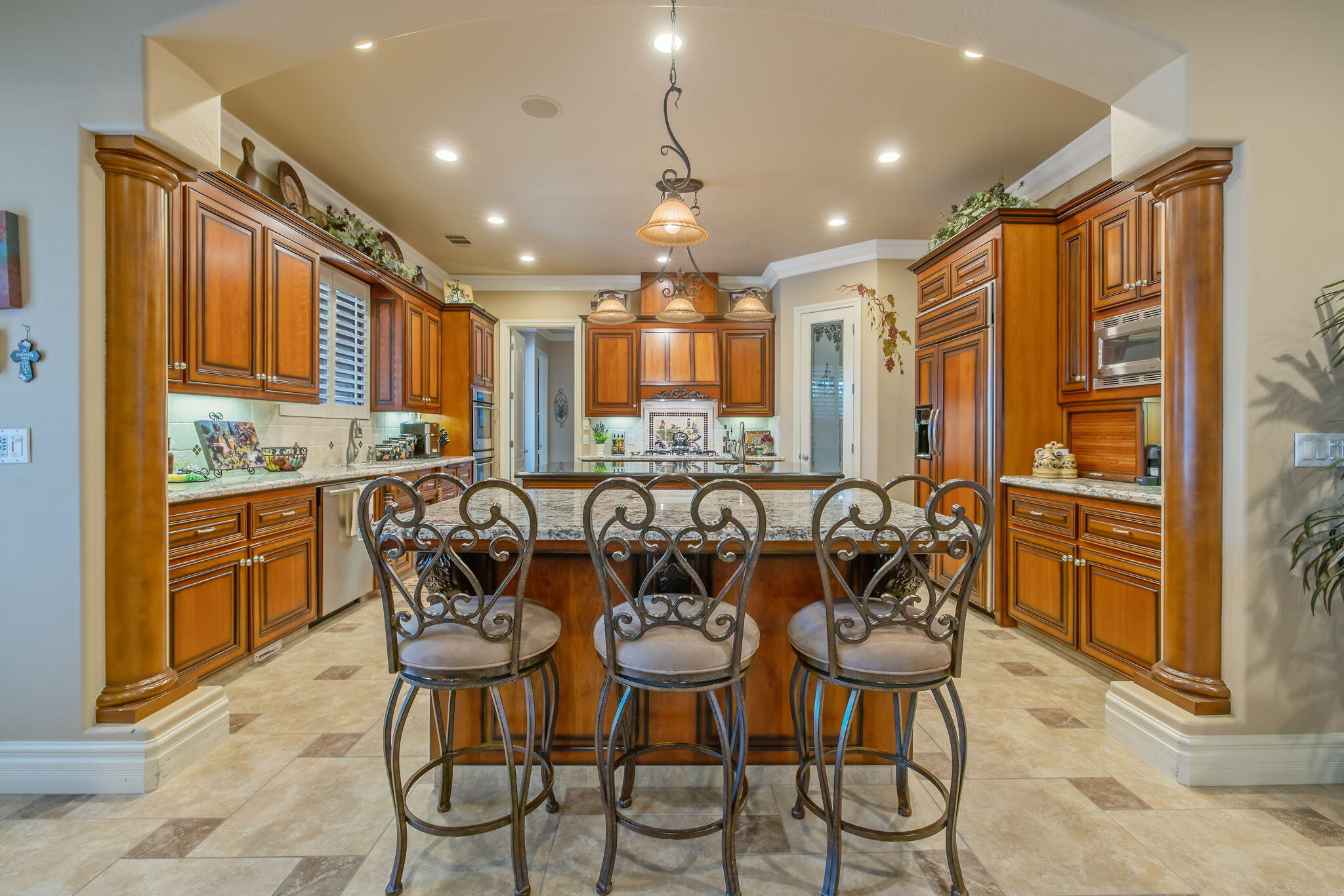 382 Hemmingway Ct, Tulare, CA 93274