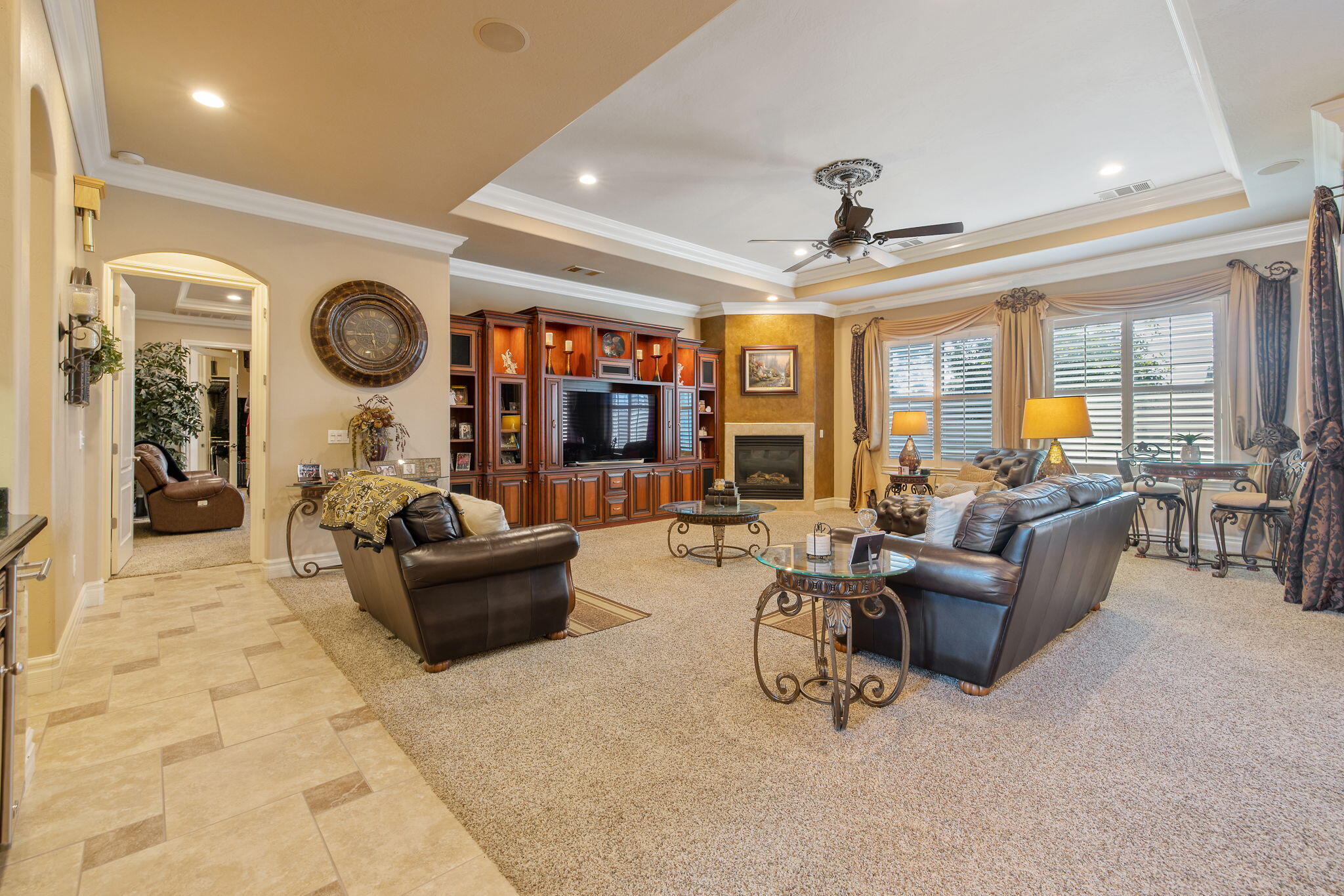 382 Hemmingway Ct, Tulare, CA 93274