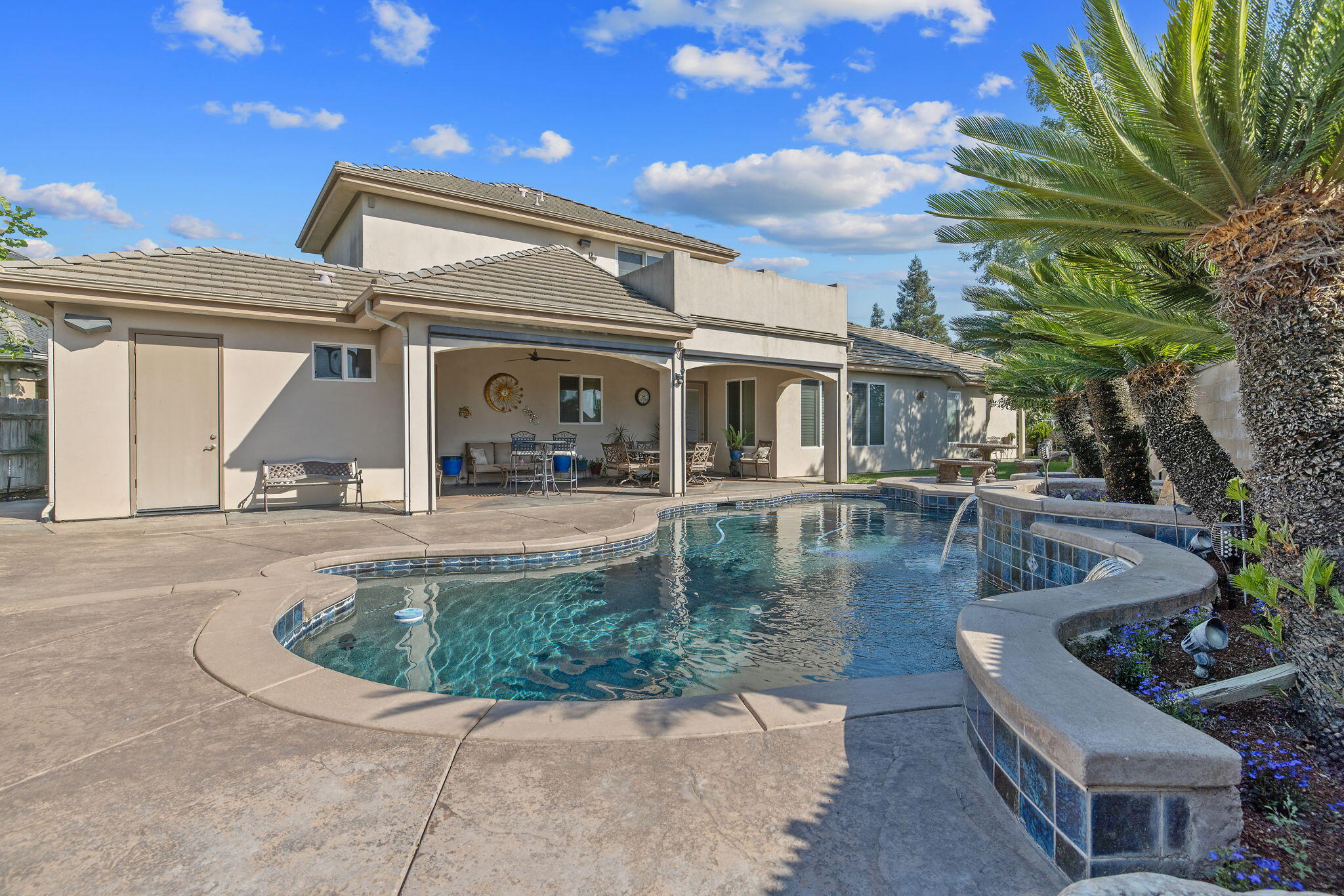 382 Hemmingway Ct, Tulare, CA 93274