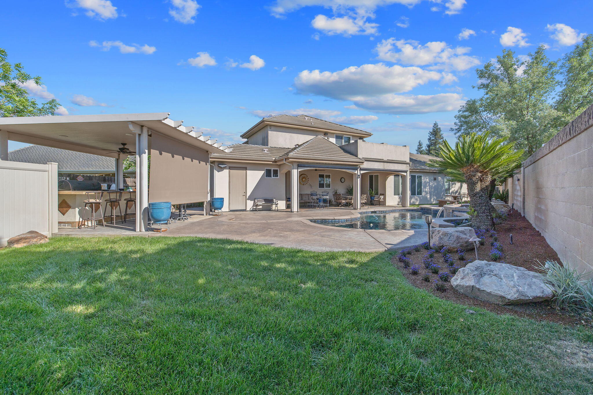 382 Hemmingway Ct, Tulare, CA 93274