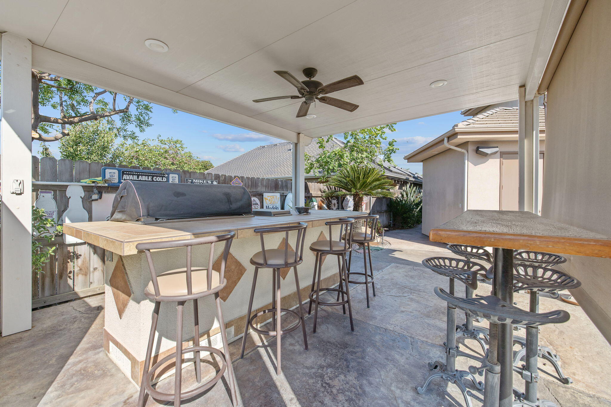 382 Hemmingway Ct, Tulare, CA 93274