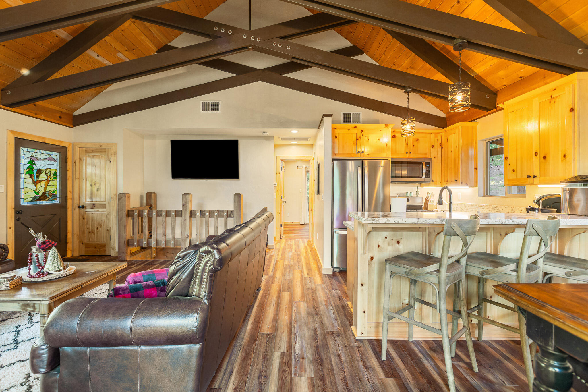 57750 Crest Dr, Springville, CA 93265