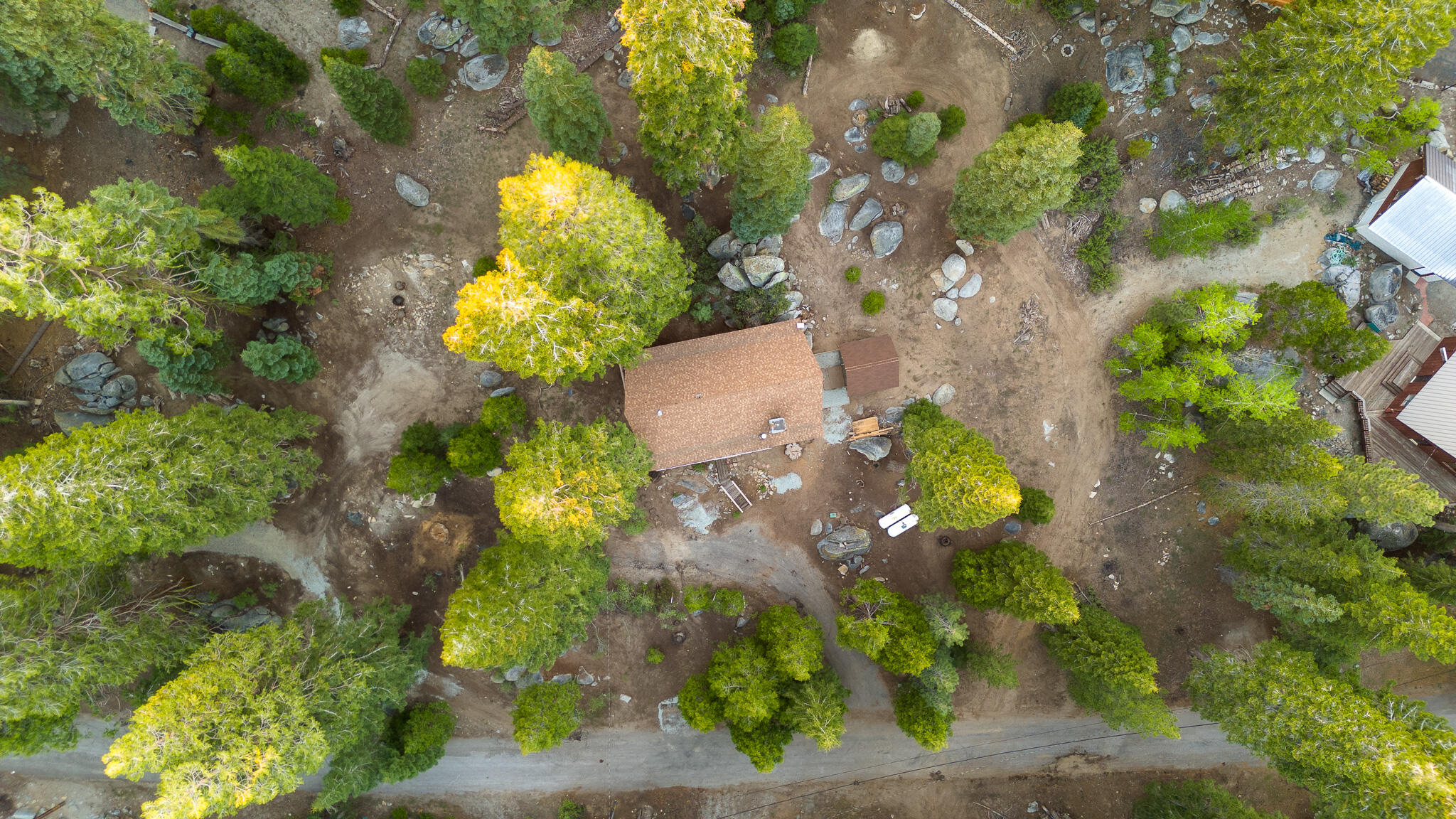 57750 Crest Dr, Springville, CA 93265