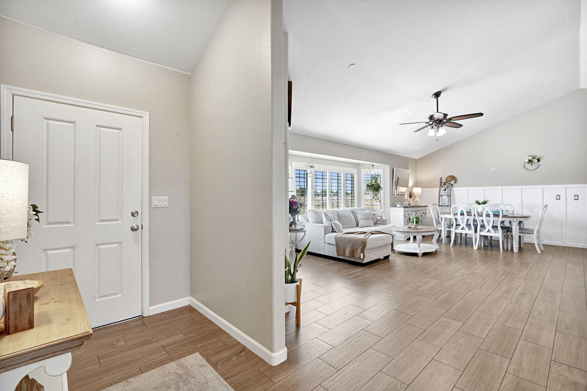 17209 Alonzo Ct, Madera, CA 93638