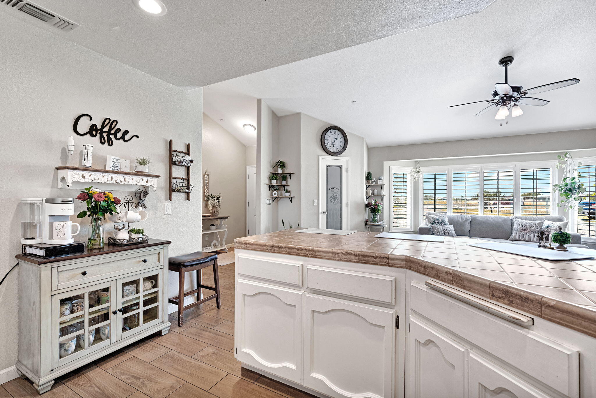 17209 Alonzo Ct, Madera, CA 93638
