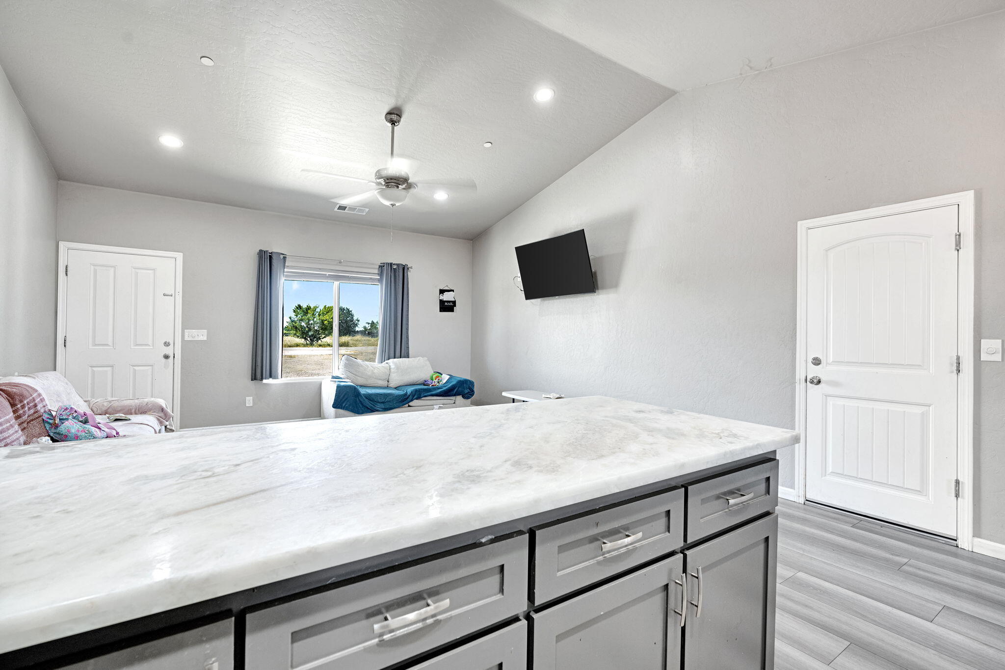 17209 Alonzo Ct, Madera, CA 93638