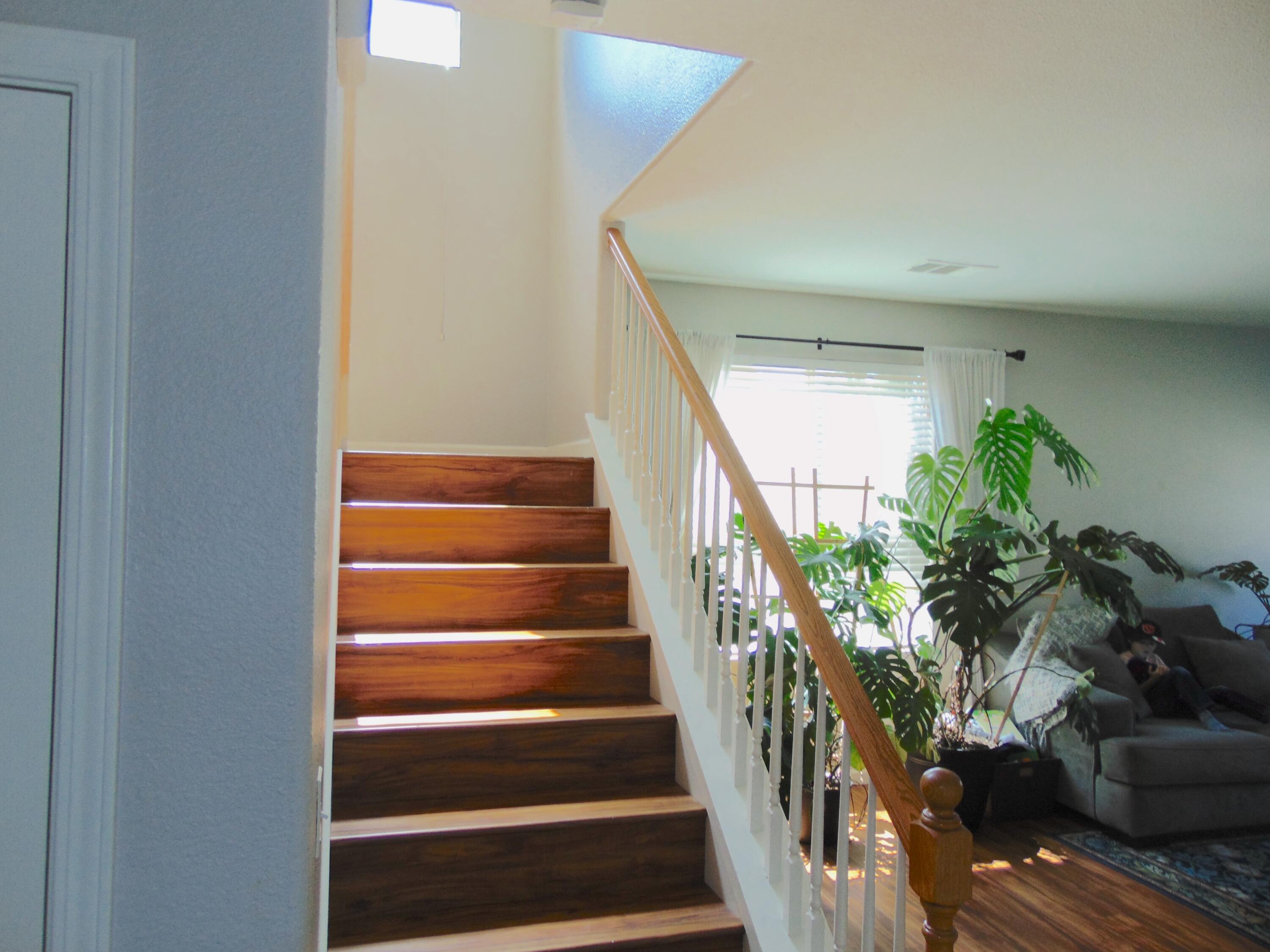 5618 W Babcock Ave, Visalia, CA 93291