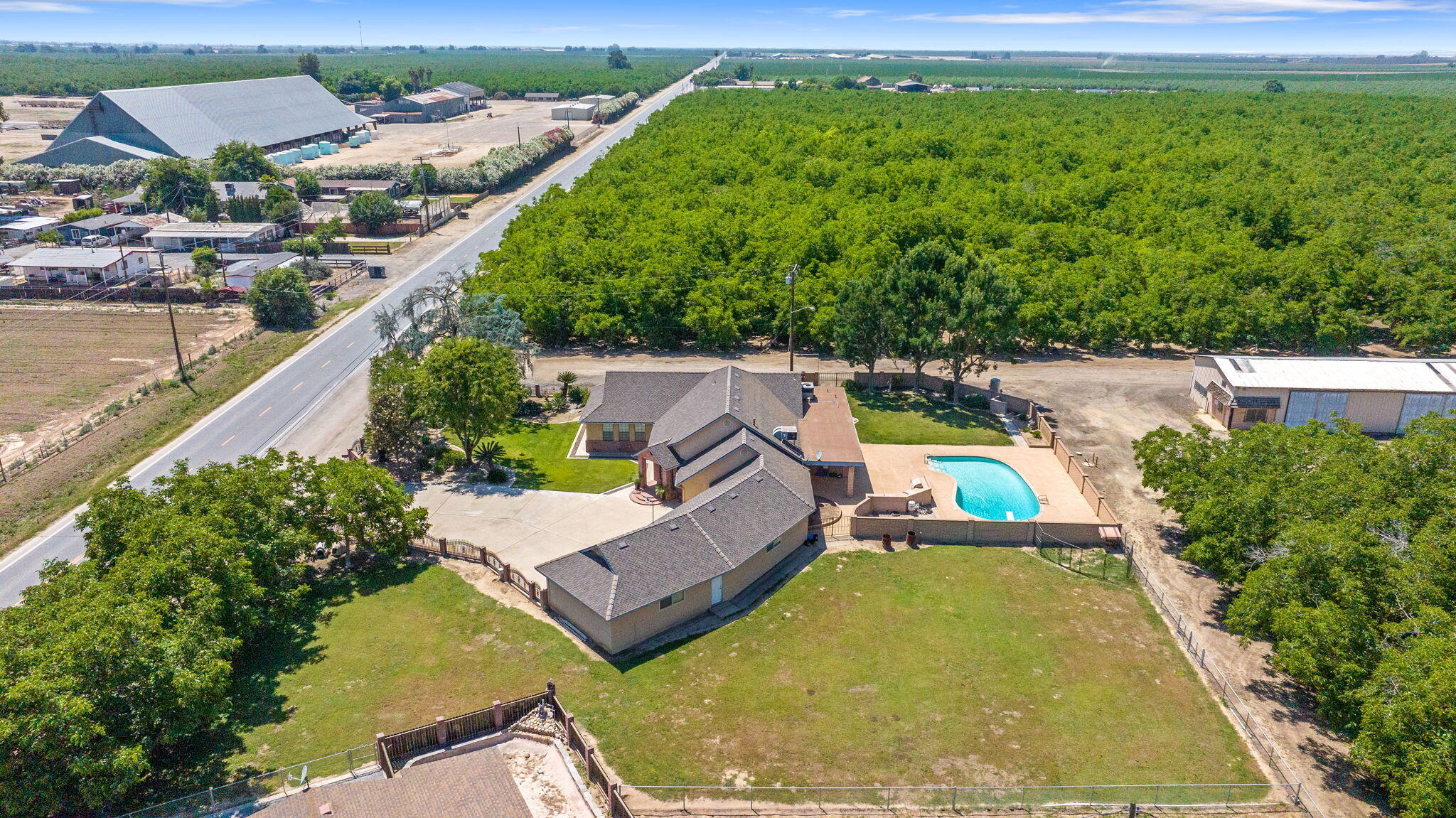 12268 Ave 328, Visalia, CA 93291