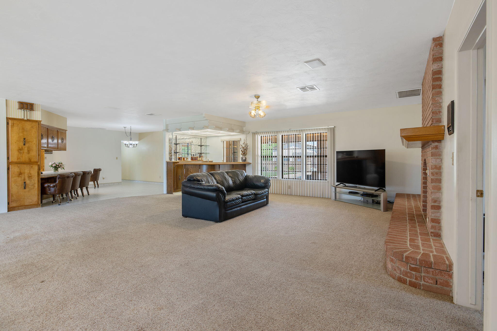 12268 Ave 328, Visalia, CA 93291