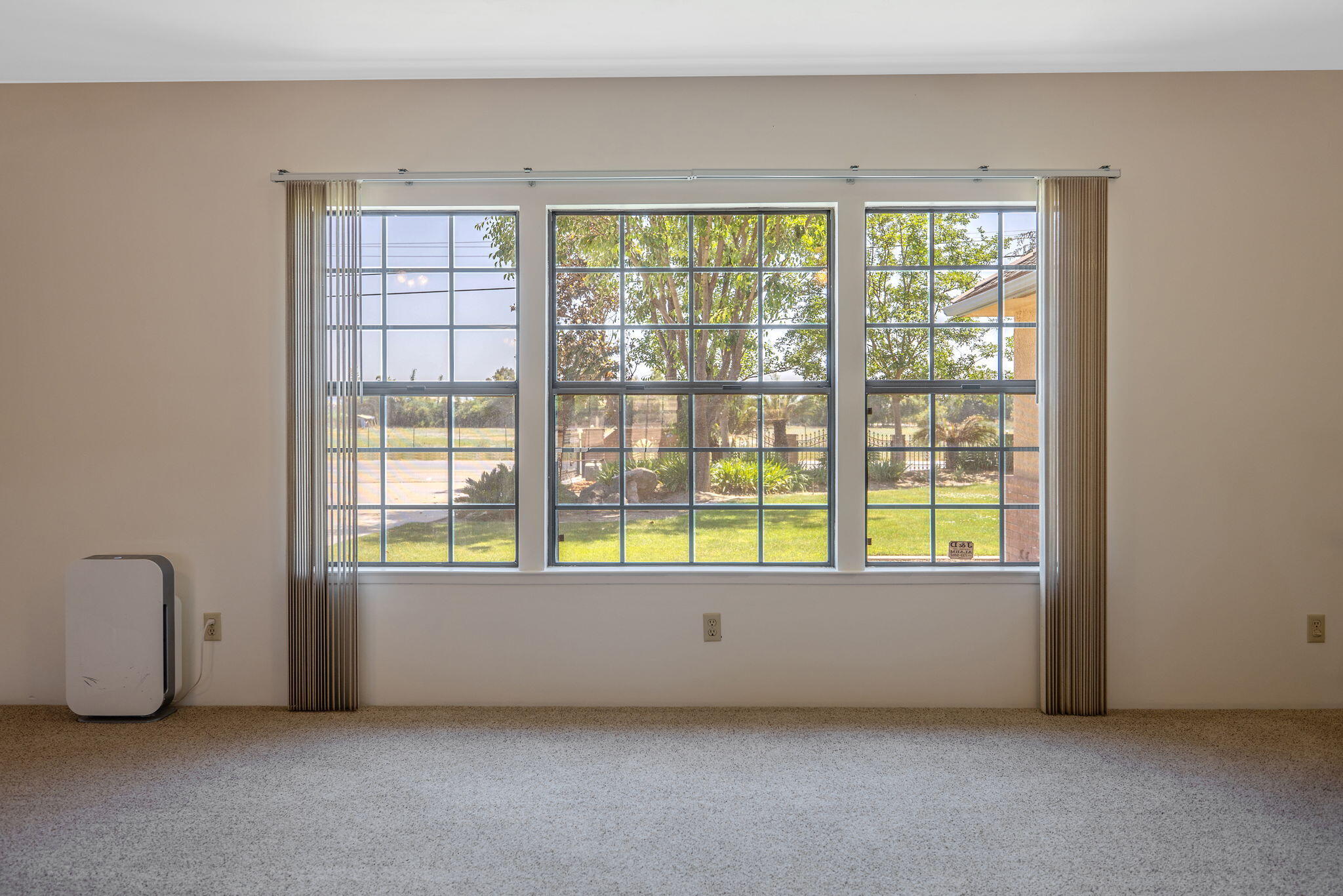 12268 Ave 328, Visalia, CA 93291