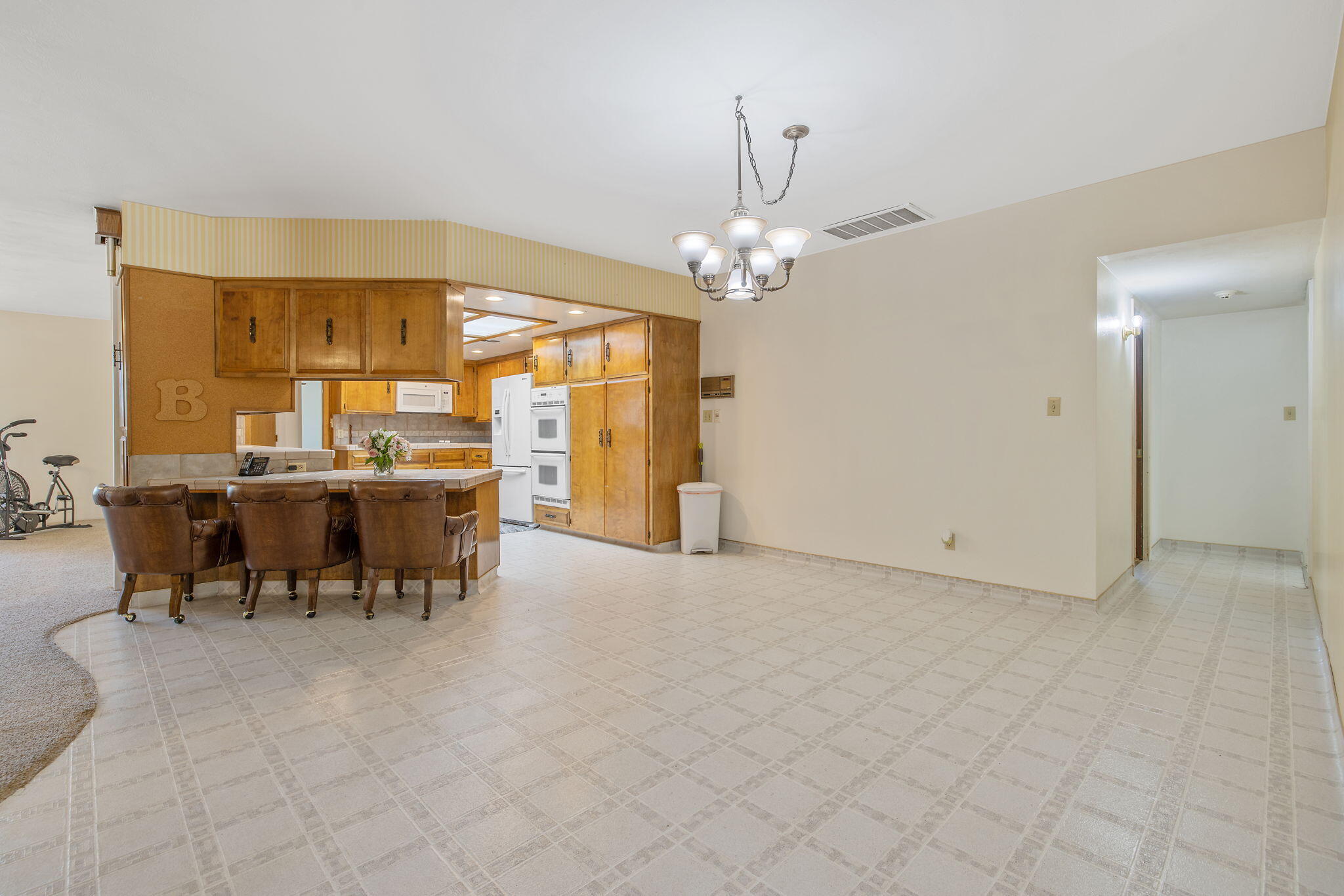 12268 Ave 328, Visalia, CA 93291