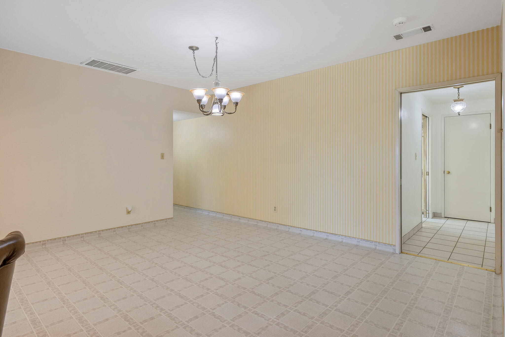 12268 Ave 328, Visalia, CA 93291