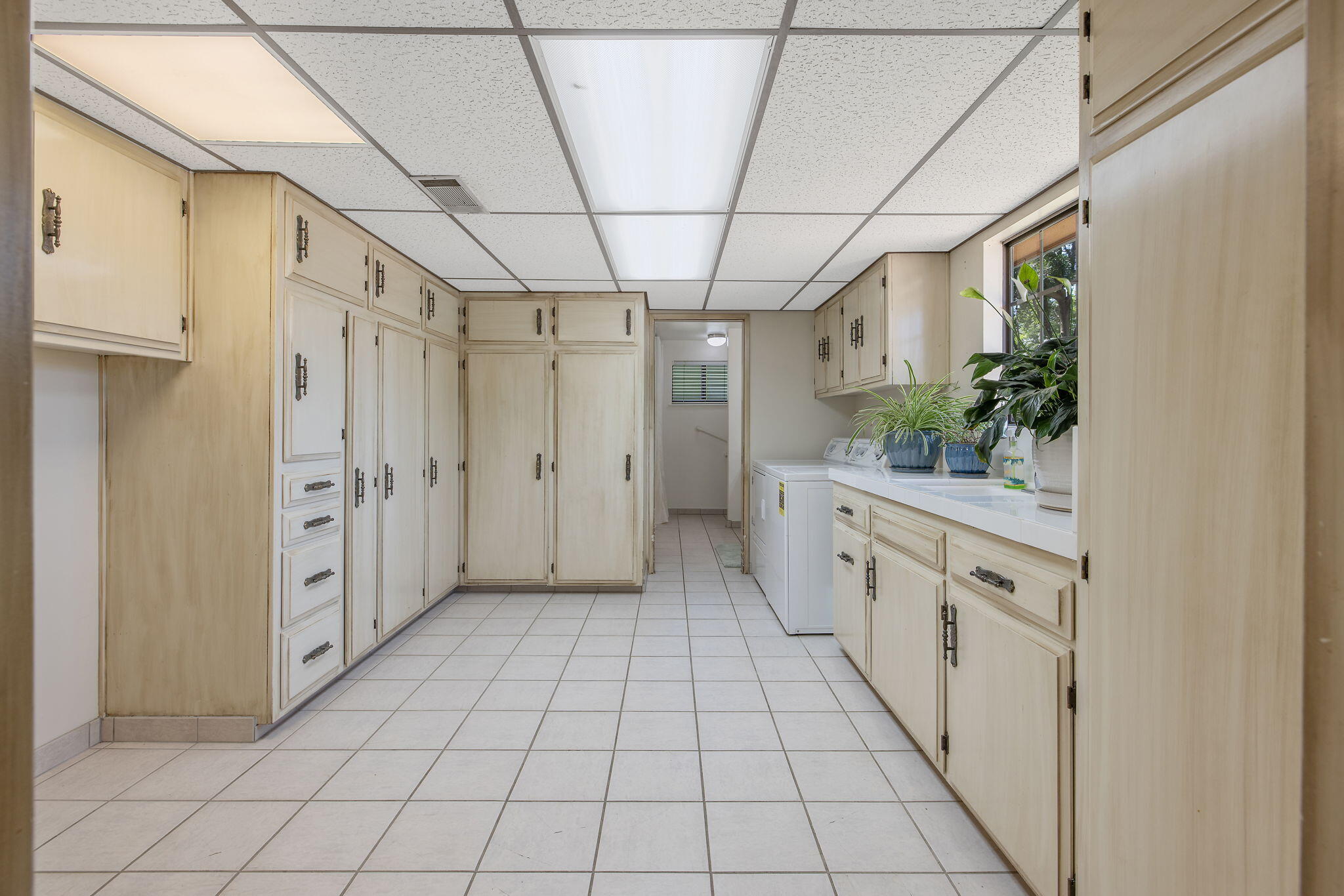 12268 Ave 328, Visalia, CA 93291