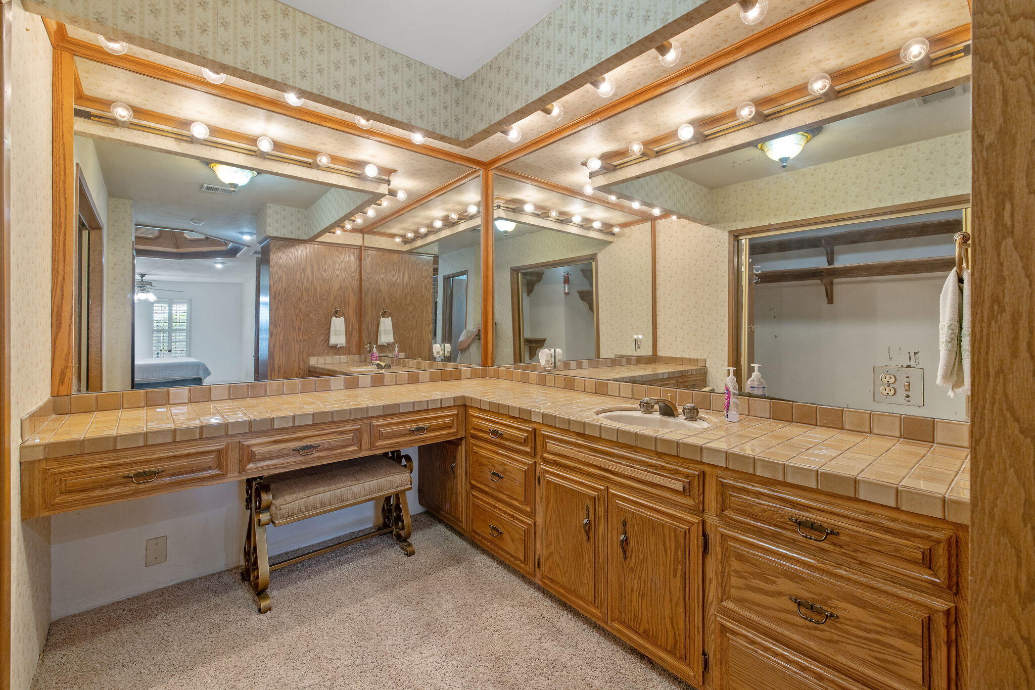 12268 Ave 328, Visalia, CA 93291
