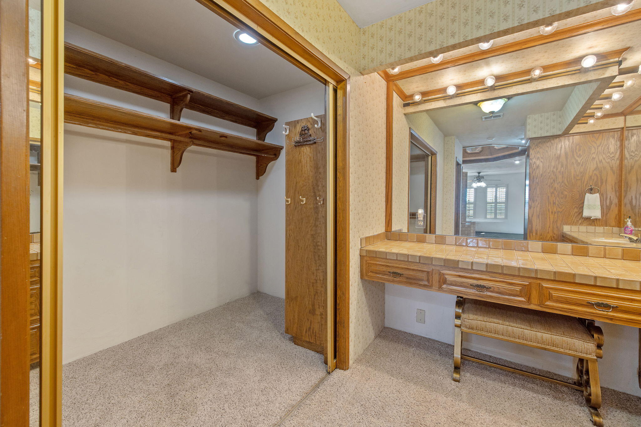 12268 Ave 328, Visalia, CA 93291