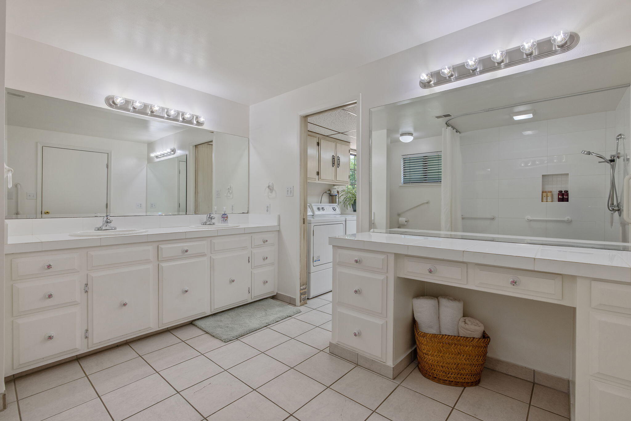 12268 Ave 328, Visalia, CA 93291