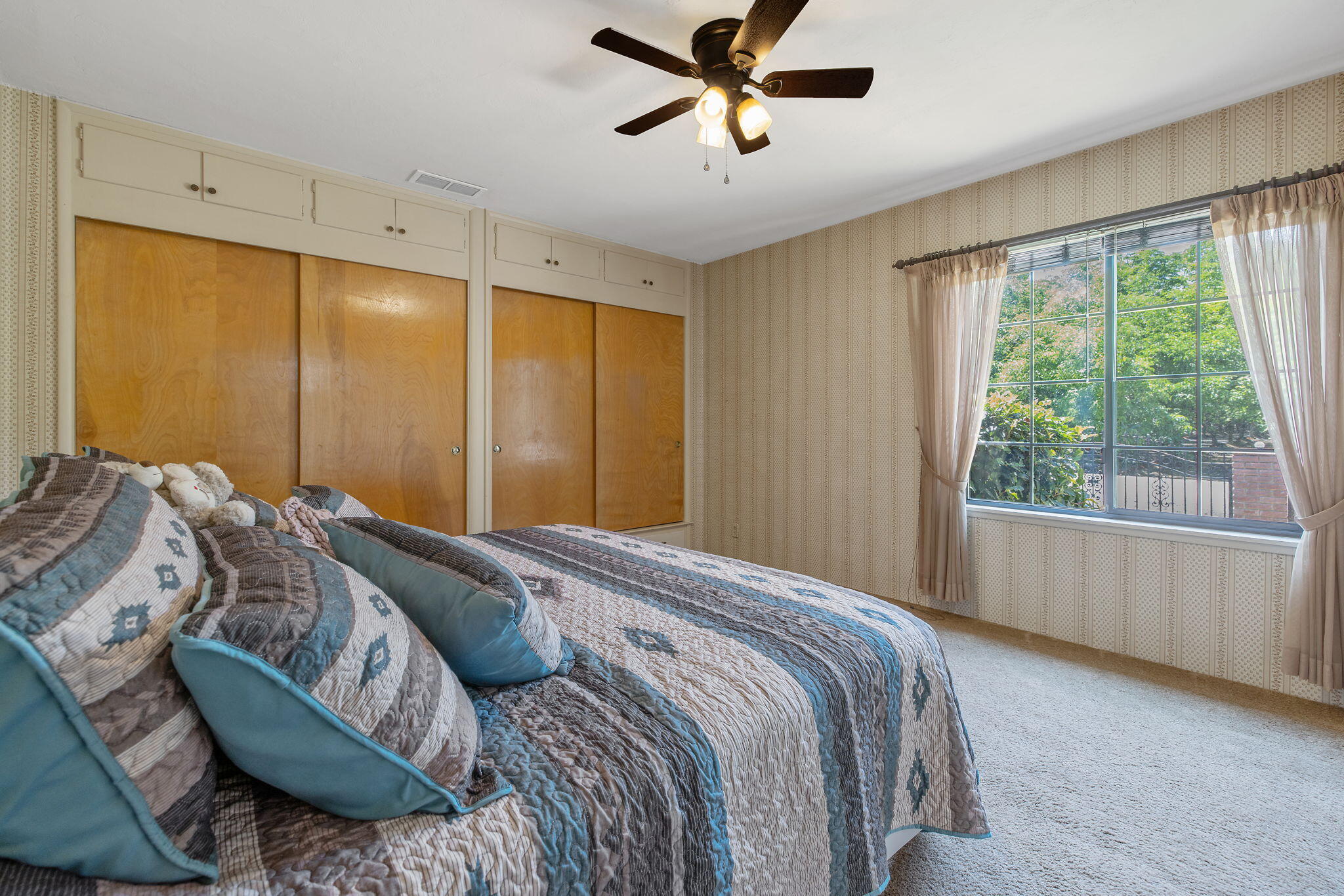 12268 Ave 328, Visalia, CA 93291