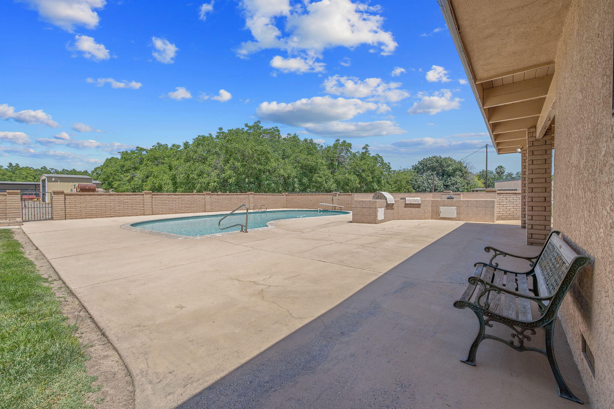 12268 Ave 328, Visalia, CA 93291