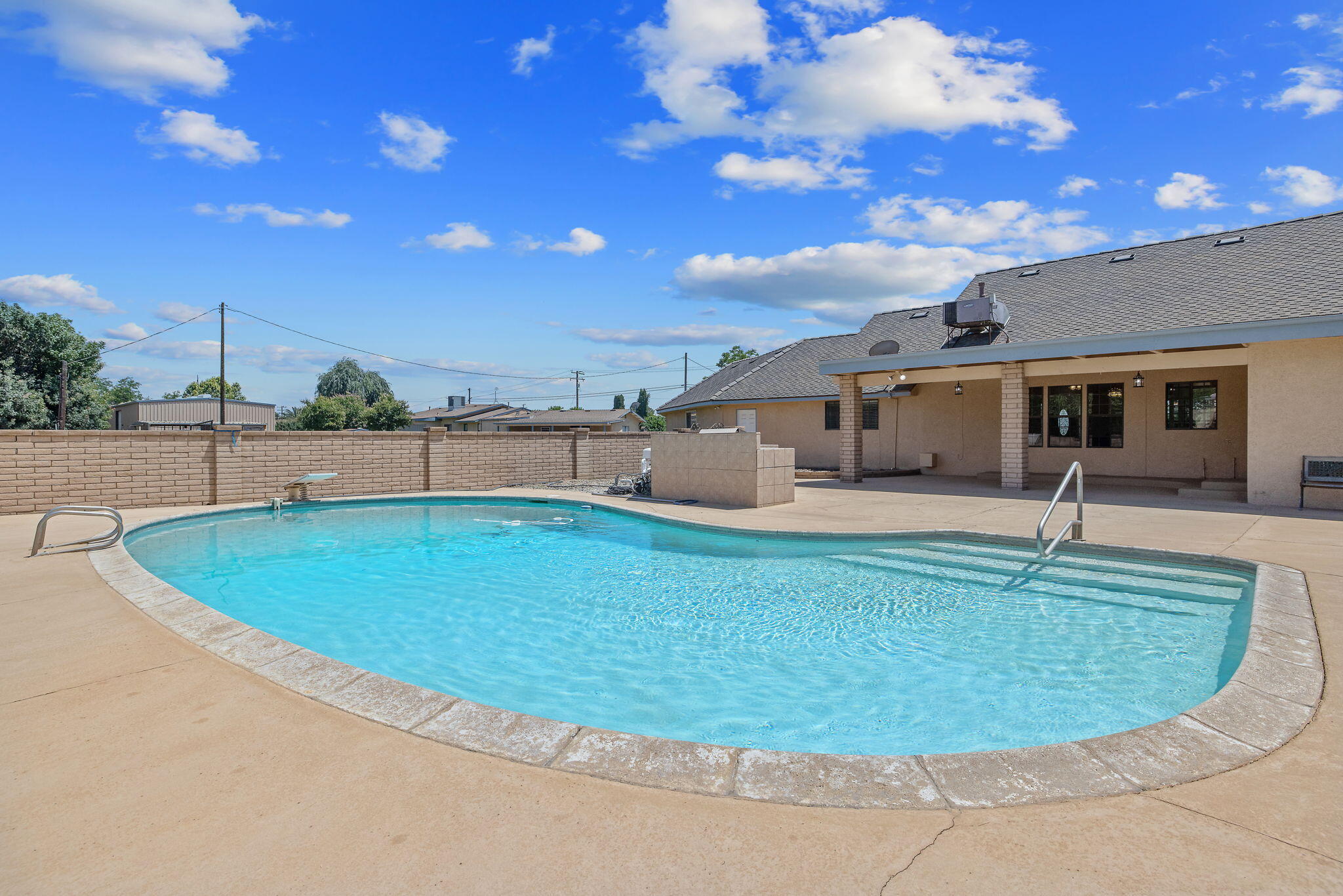 12268 Ave 328, Visalia, CA 93291