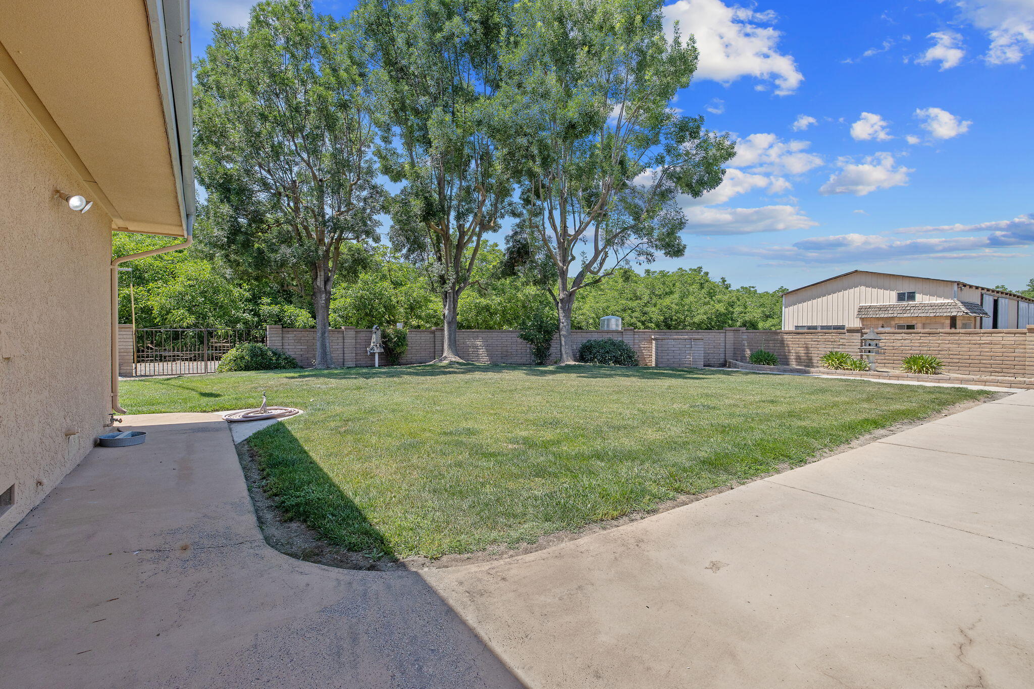 12268 Ave 328, Visalia, CA 93291