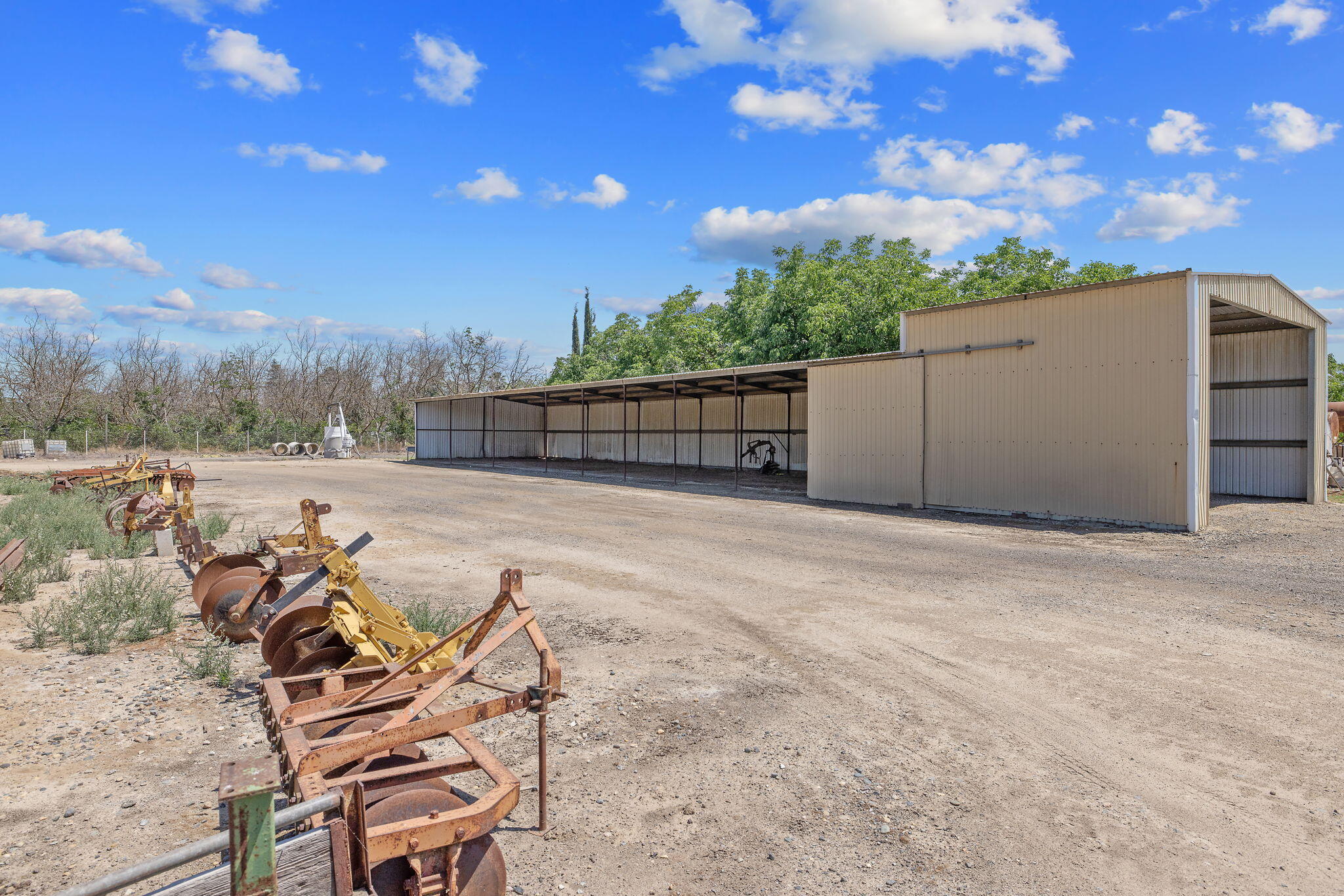 12268 Ave 328, Visalia, CA 93291