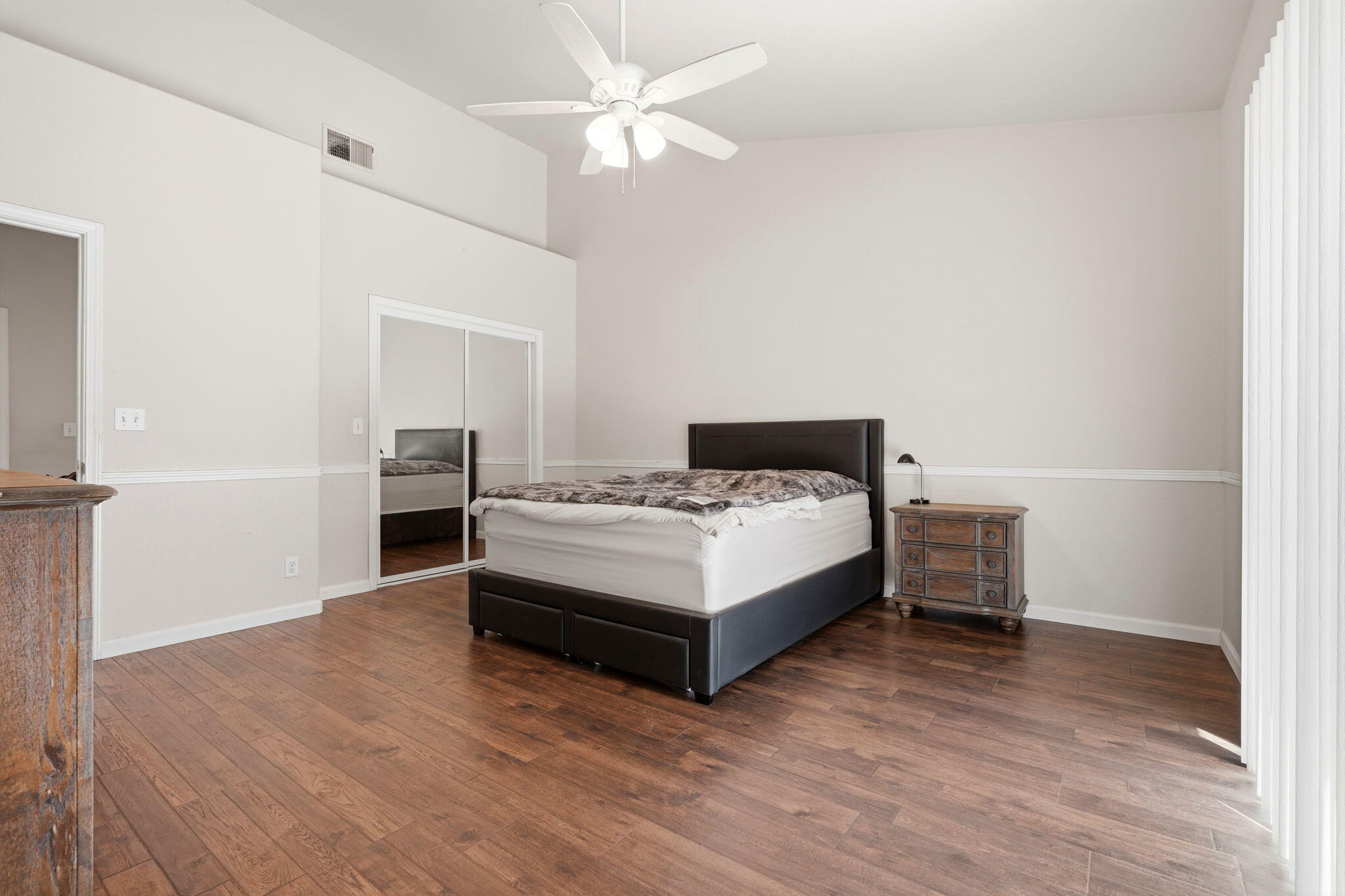 4651 W Morris Ave, Fresno, CA 93722