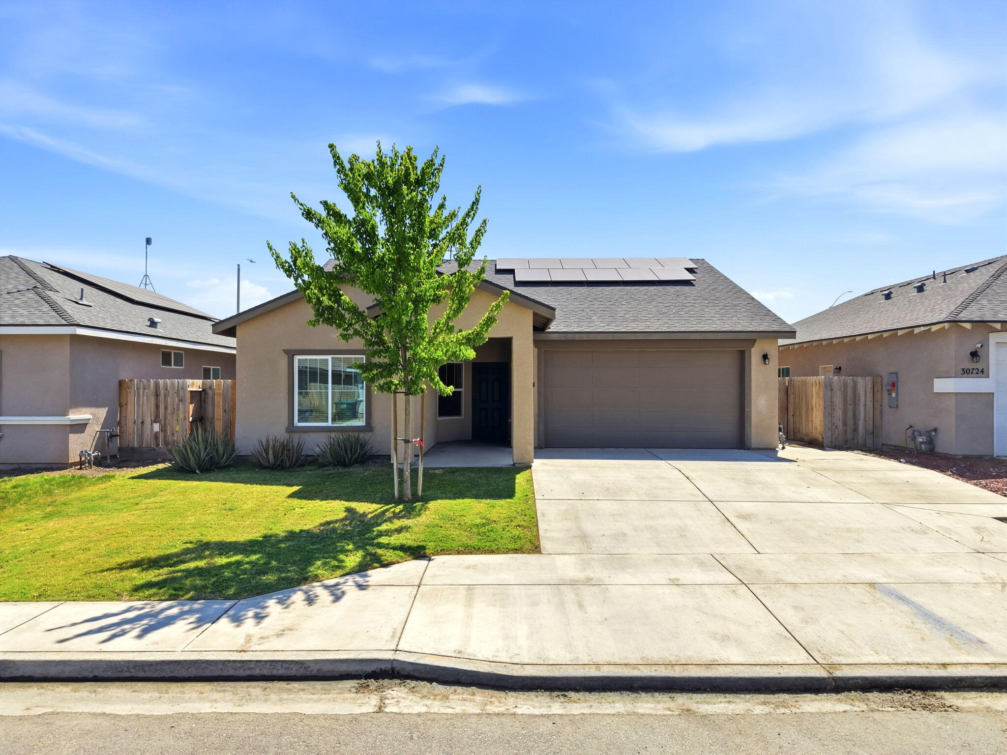 30734 Bellwood Rd, Visalia, CA 93291