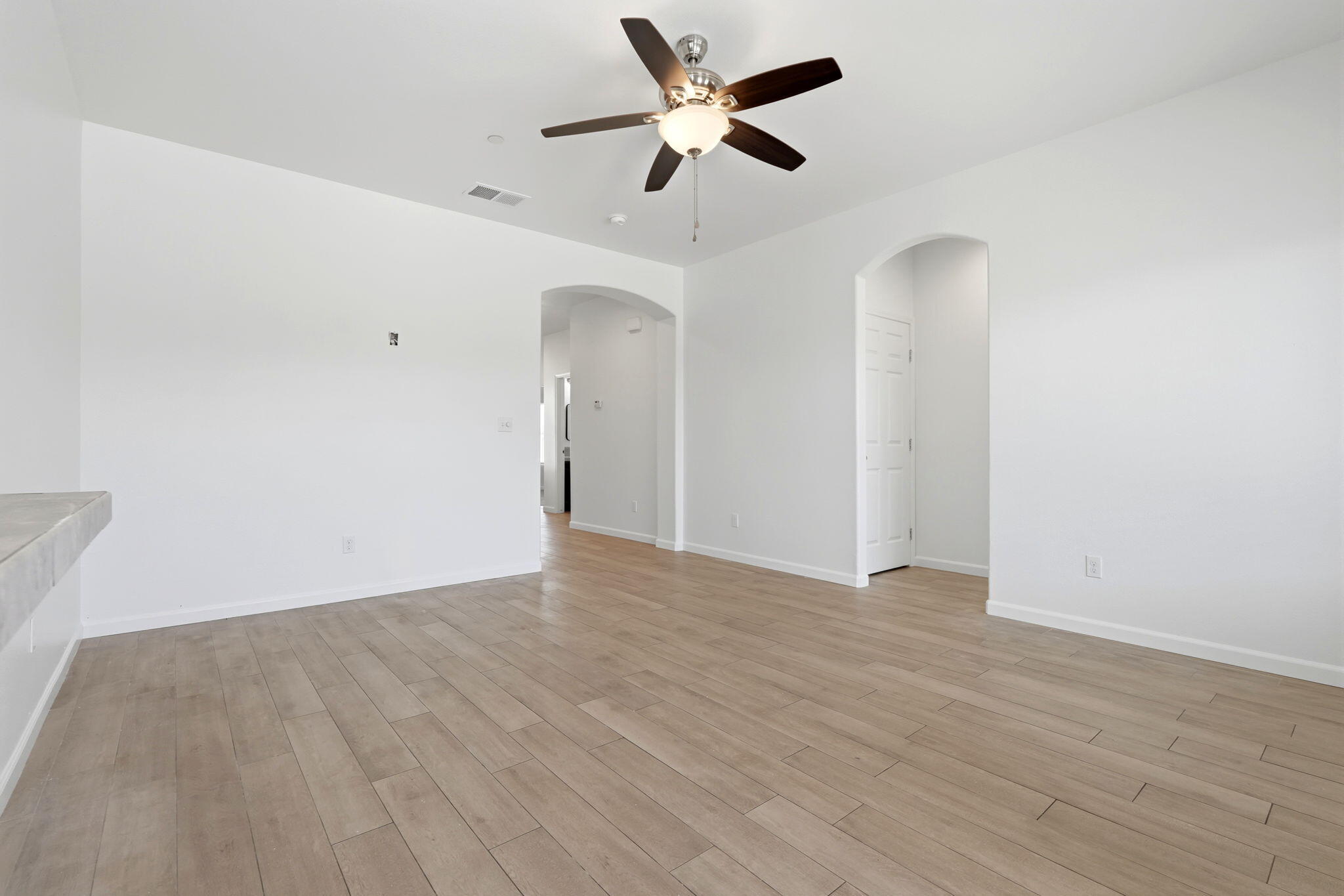 30734 Bellwood Rd, Visalia, CA 93291
