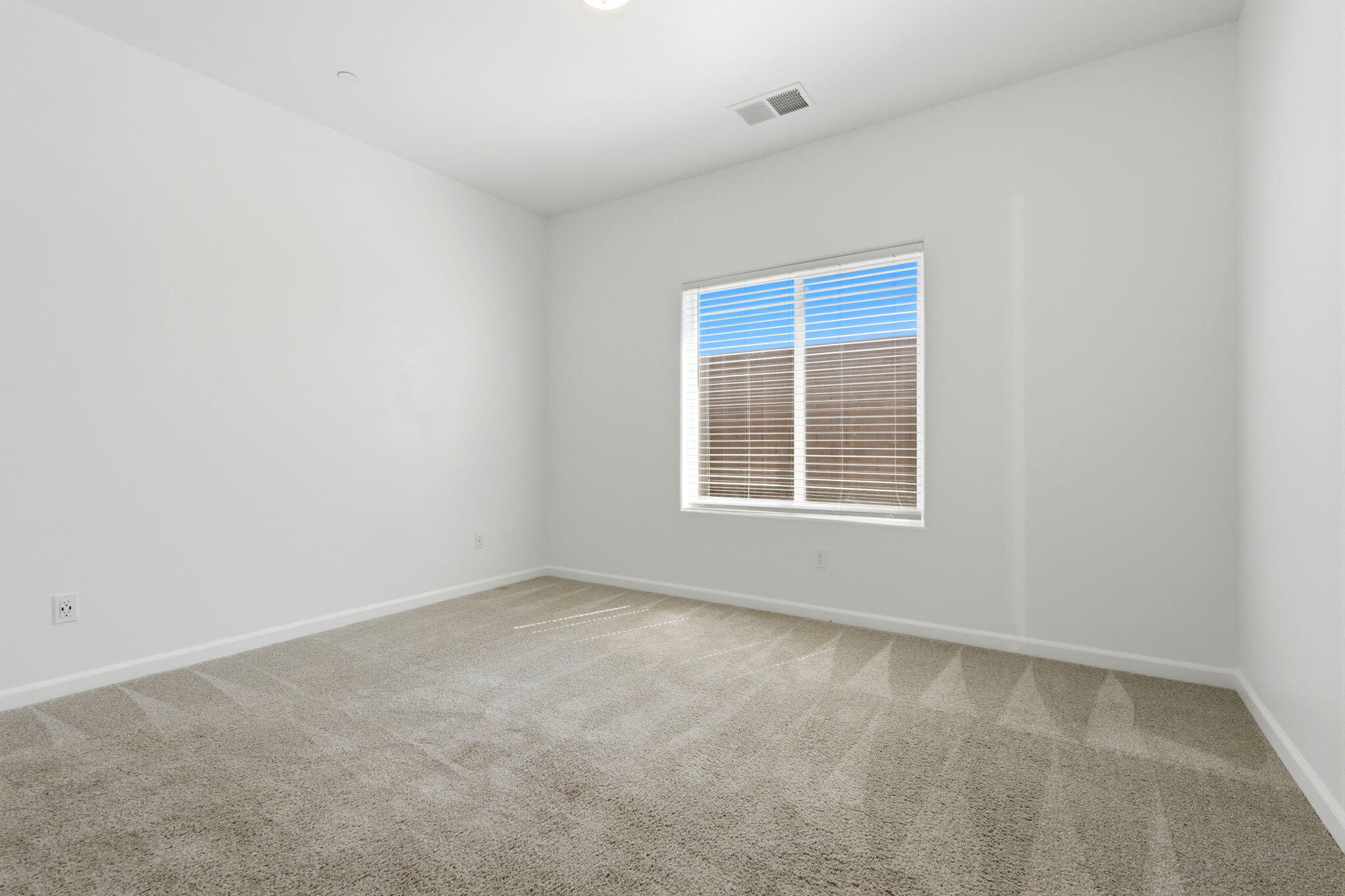 30734 Bellwood Rd, Visalia, CA 93291