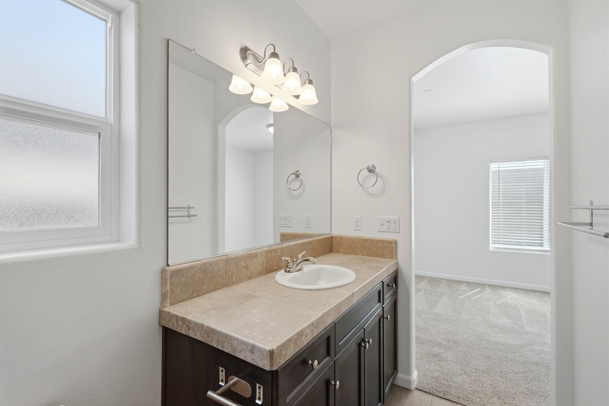 30734 Bellwood Rd, Visalia, CA 93291