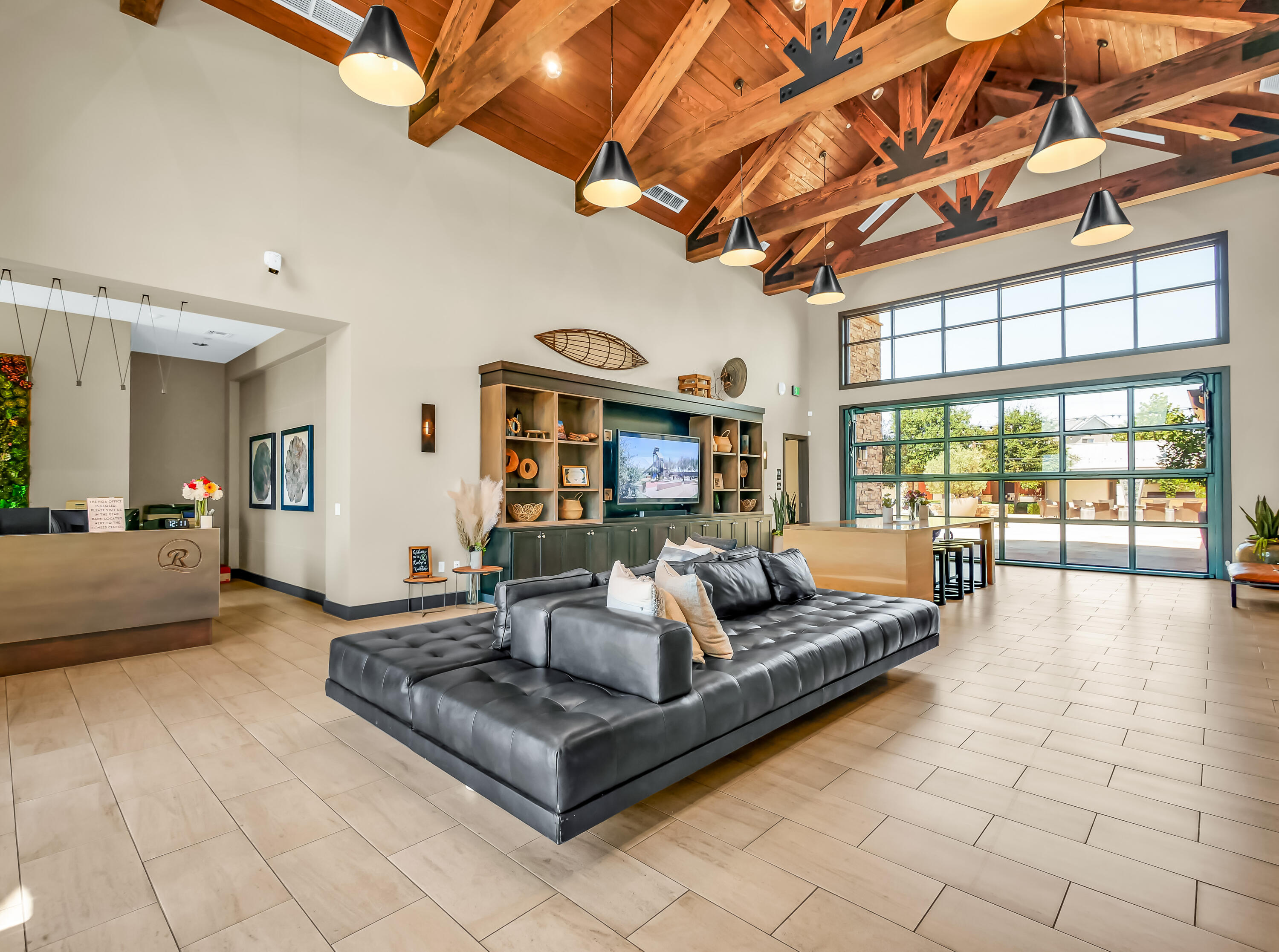 384 Sentinel Dr, Madera, CA 93636
